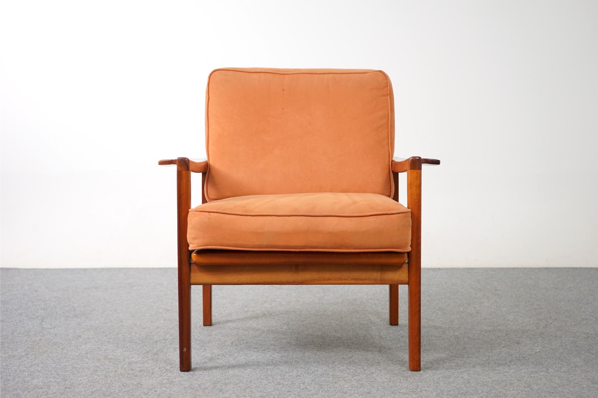Scandinavian Modern Danish Mid-Century Modern Walnut Easy Chair