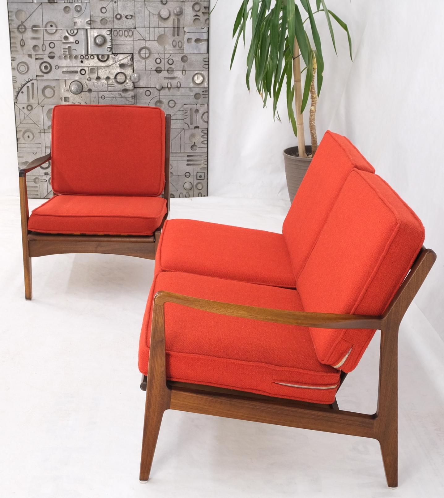 Ensemble de chaises longues danoises modernes du milieu du siècle en noyer, ensemble de canapés et canapés-coussins Settee en vente 9