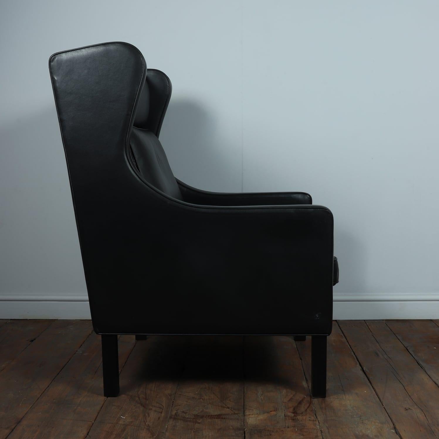 Danish, Mid-Century Modern, Wing Chair in Black Leather by Hurup, circa 1980 For Sale 6