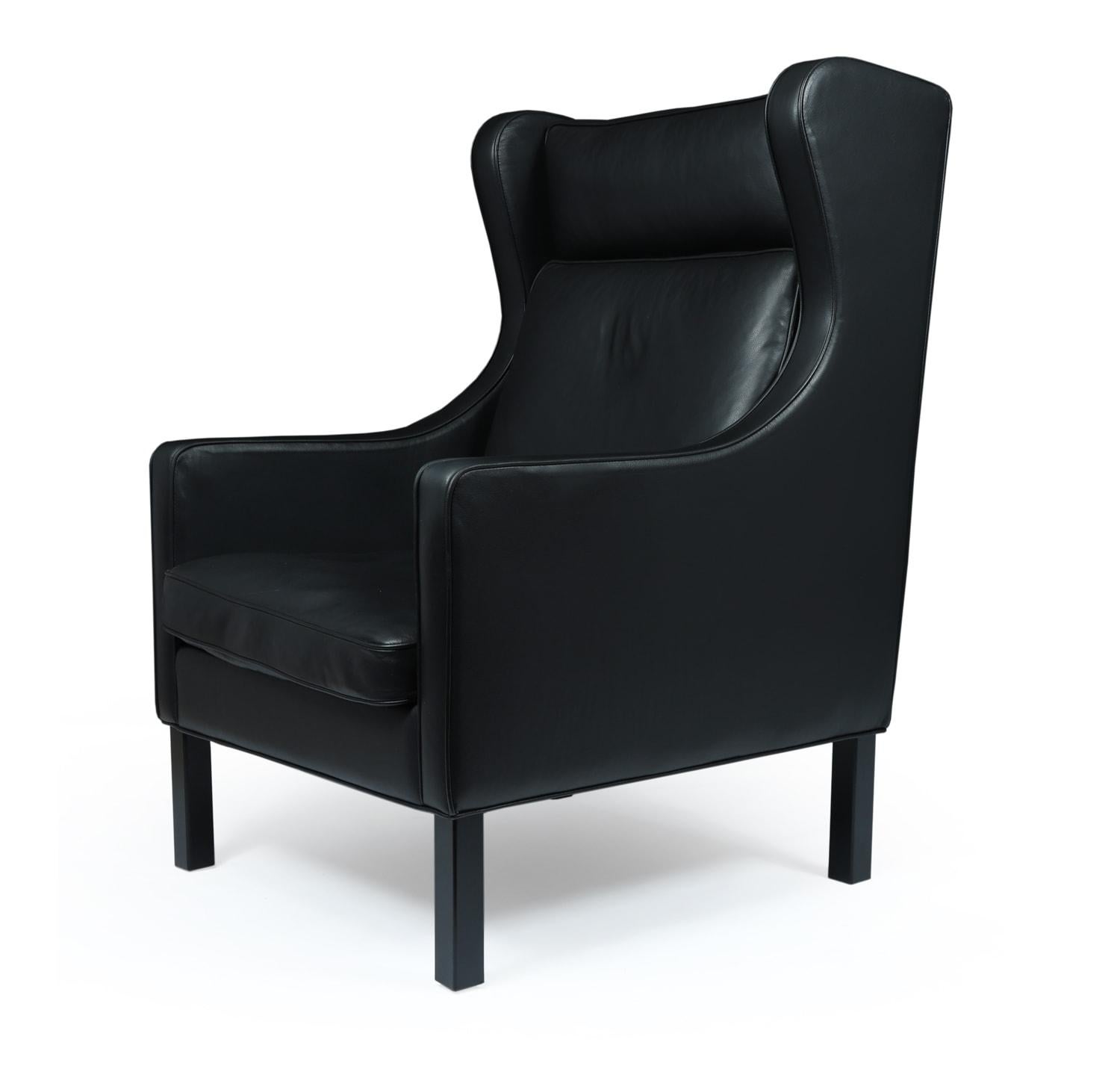 Danish, Mid-Century Modern, Wing Chair in Black Leather by Hurup, circa 1980 In Excellent Condition For Sale In Paddock Wood, Kent