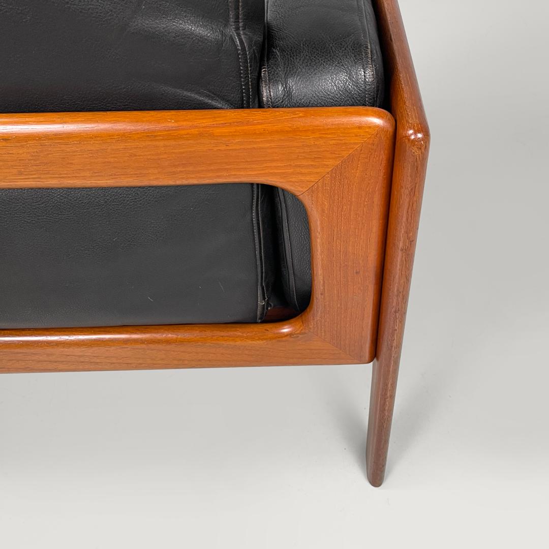 Danish mid-century modern wood and black leather armchairs, 1960s For Sale 10