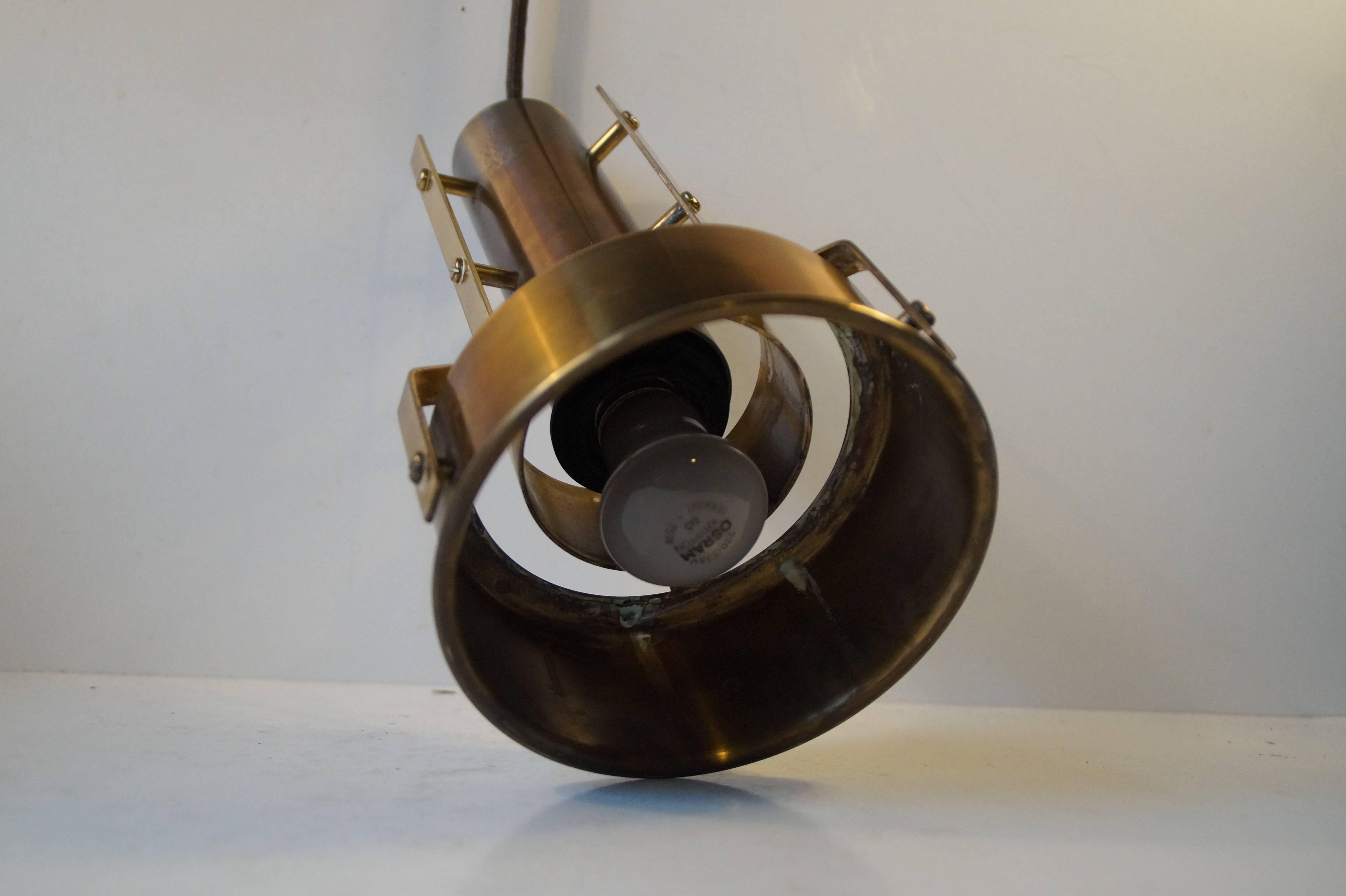Laiton Lampe à suspension danoise du milieu du siècle dernier en laiton nautique, années 1950 en vente