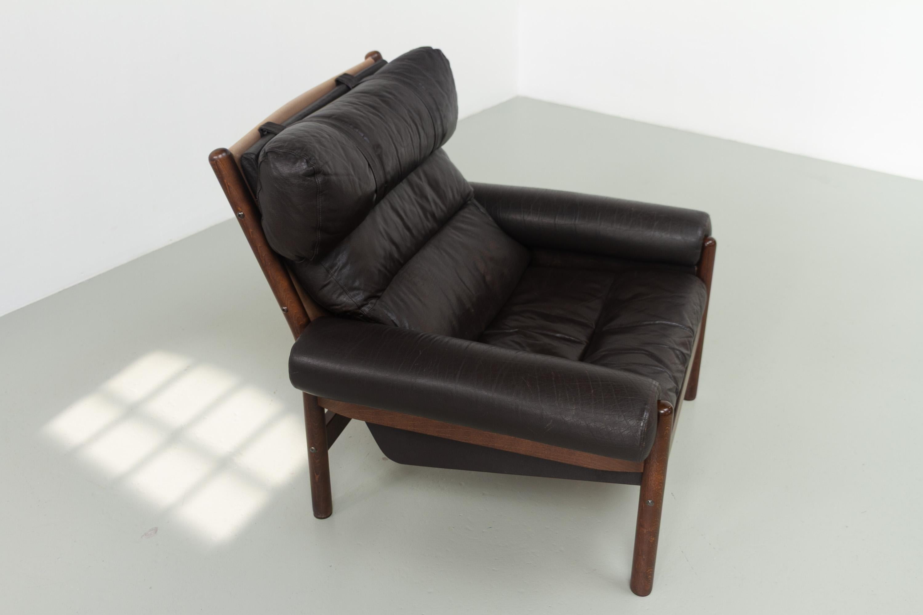 Chaise longue danoise en cuir de style Norells du milieu du siècle dernier, années 1960. Bon état - En vente à Asaa, DK