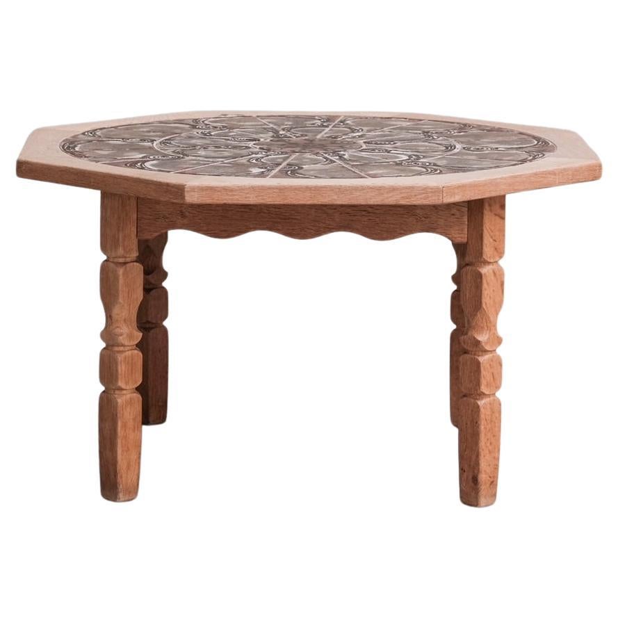Table basse danoise du milieu du siècle en Oak et carreaux de céramique