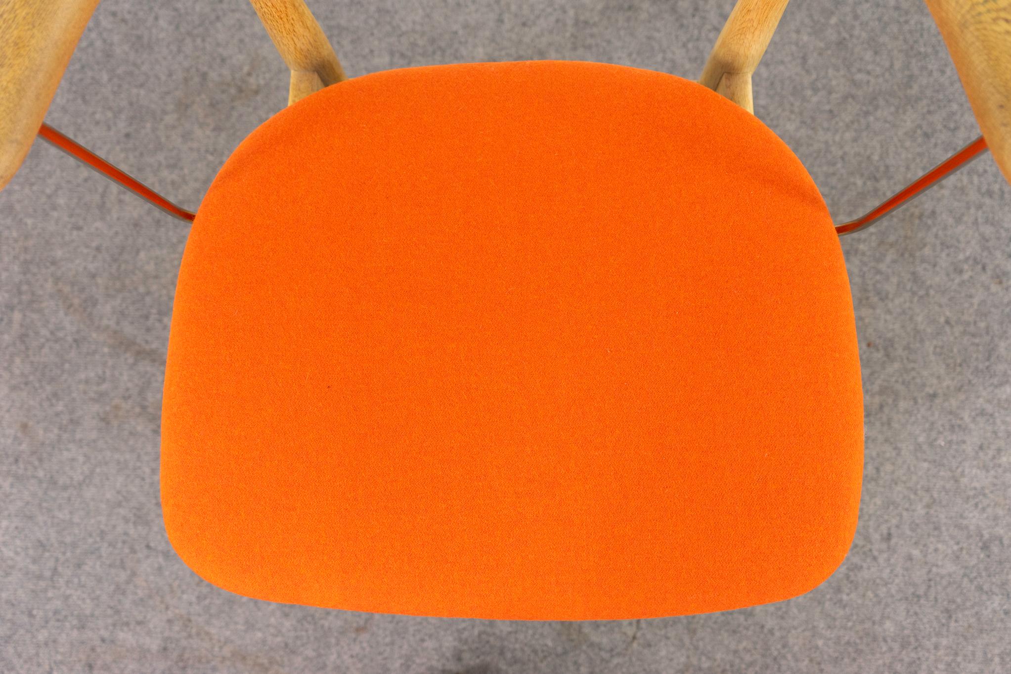 Mid-20th Century Danish Mid-Century Oak Armchair For Sale