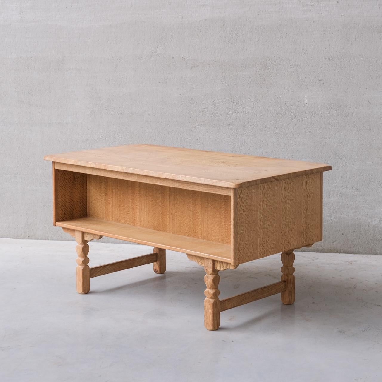 Danish Mid-Century Oak Desk attr. to Henning Kjaernulf For Sale 10