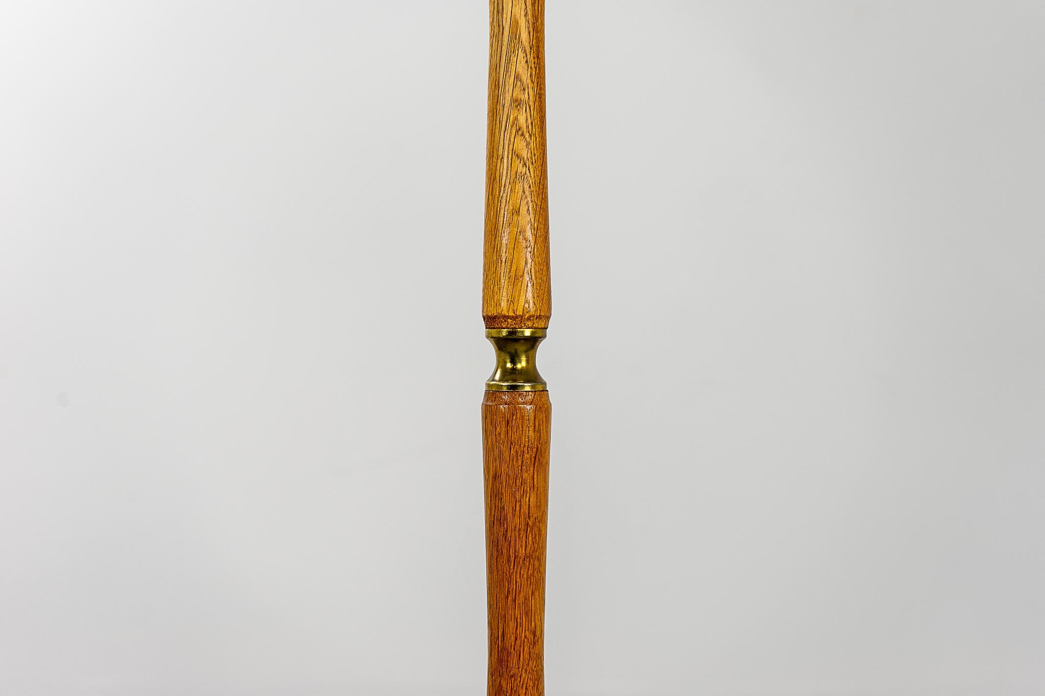 Mid-20th Century Danish Mid-Century Oak Floor Lamp For Sale