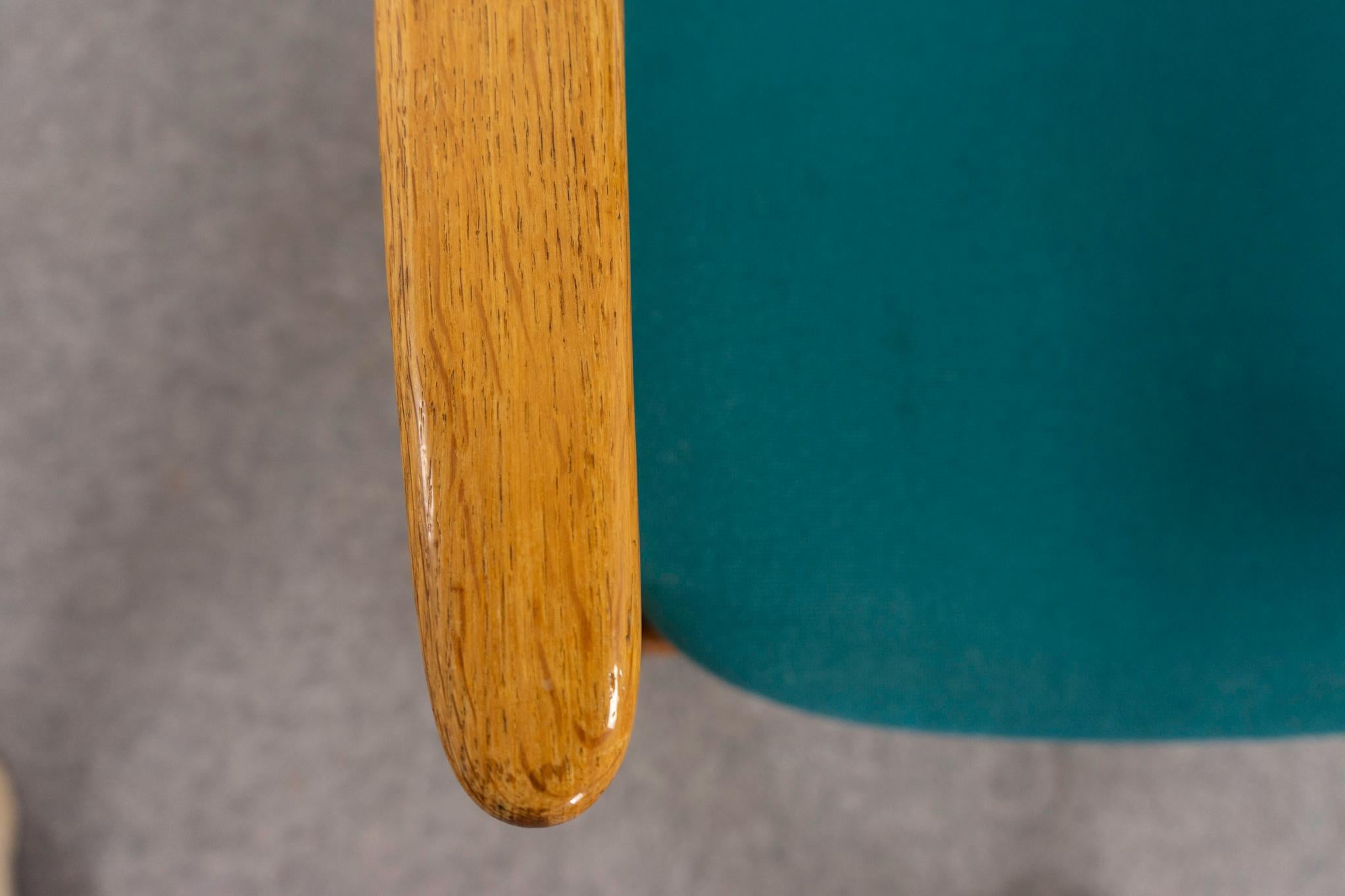 Poltrona danese di metà secolo Model 50 in Oak di Erik Buch in vendita 1