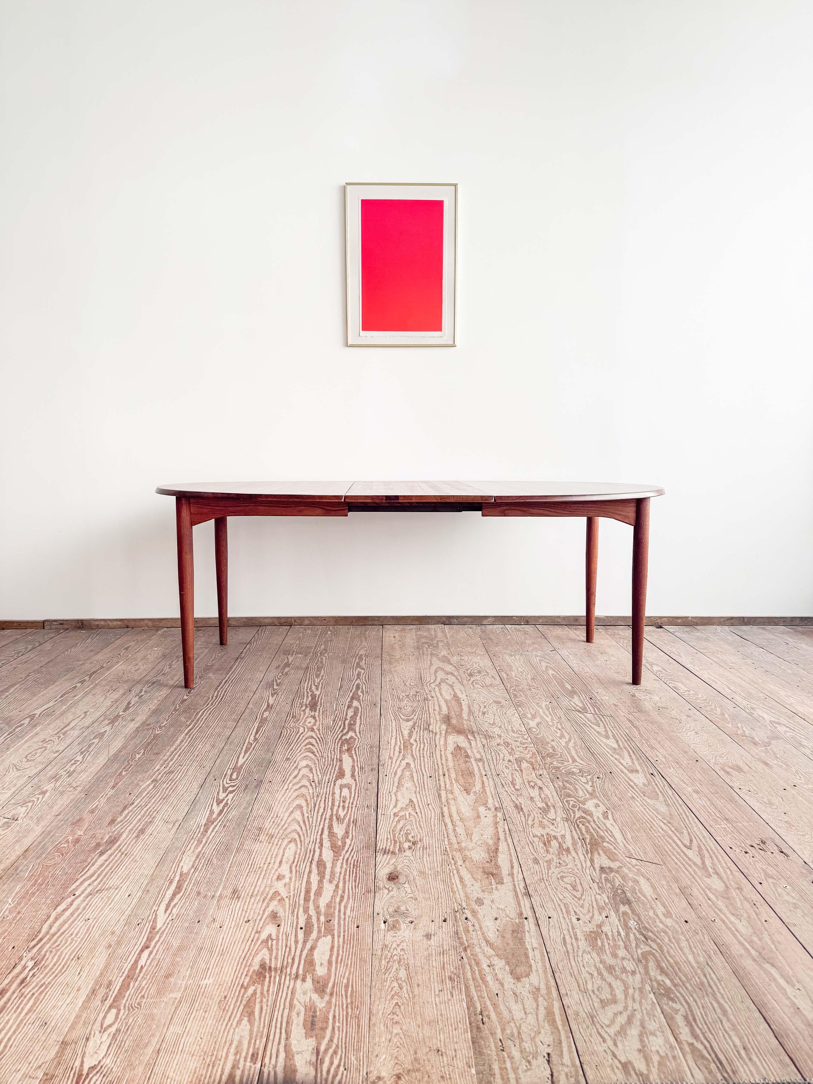 Mid-20th Century Danish Mid-Century Oval Dining Table in Teak, Extendable, Denmark, 1960s