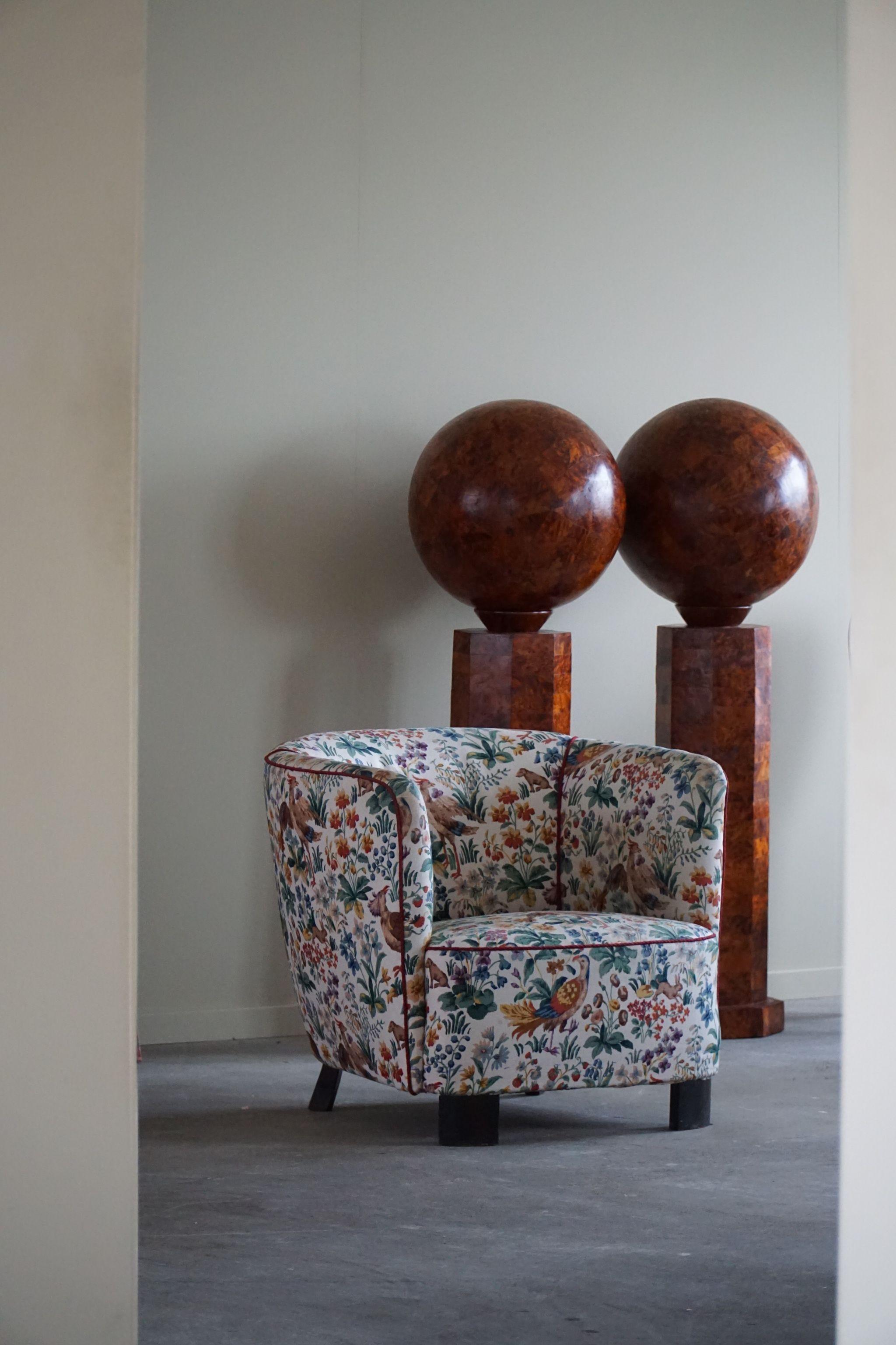 20th Century Danish Mid-Century, Pair of Curved Club Chairs, Viggo Boesen Style, 1940s For Sale