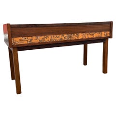 Petite console danoise du milieu du siècle en bois de rose et cuivre de J. Holmer-Hansen