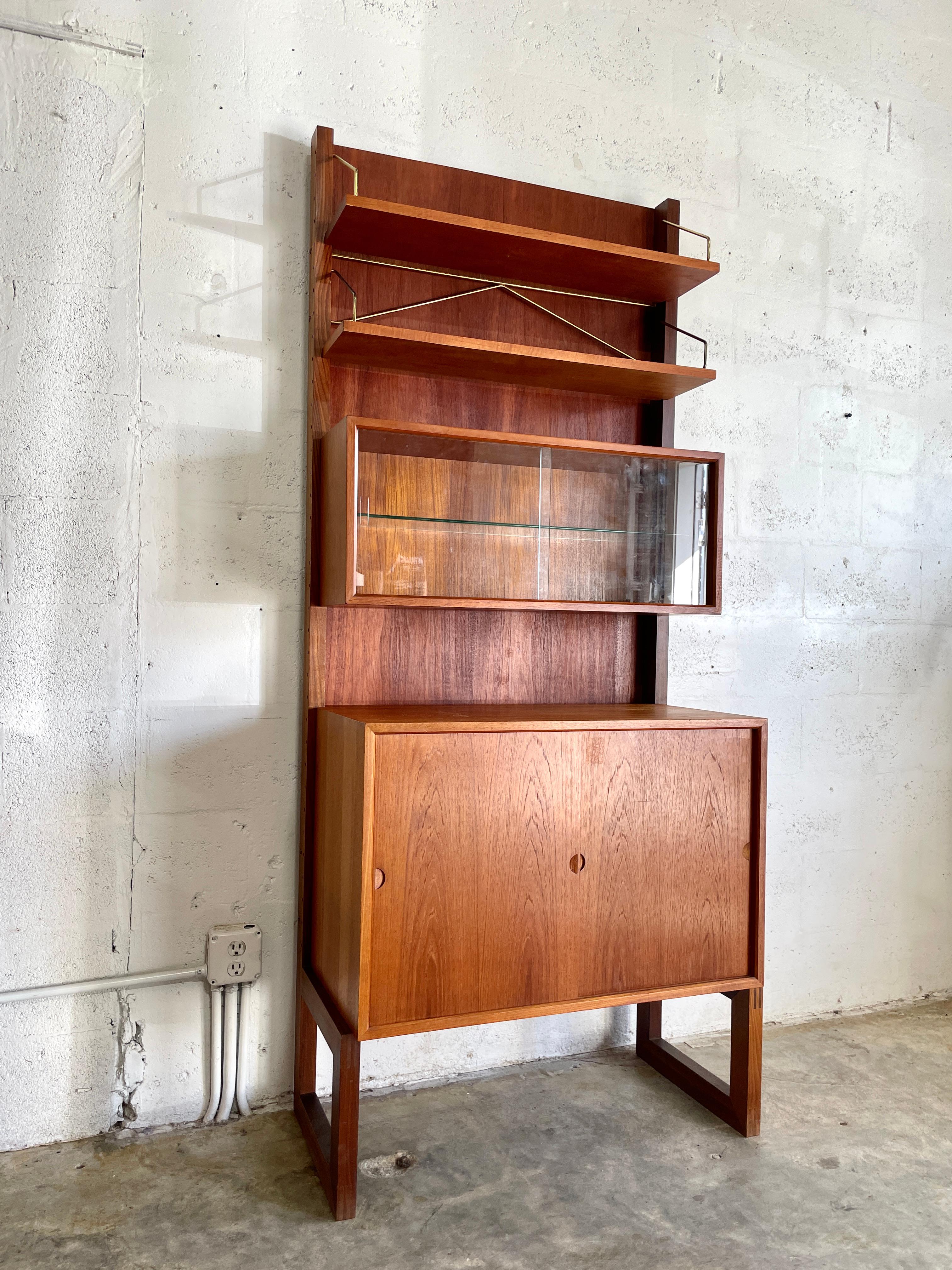 Mid-Century moderno Libreria a muro danese di metà secolo di Poul Cadovius, indipendente in vendita