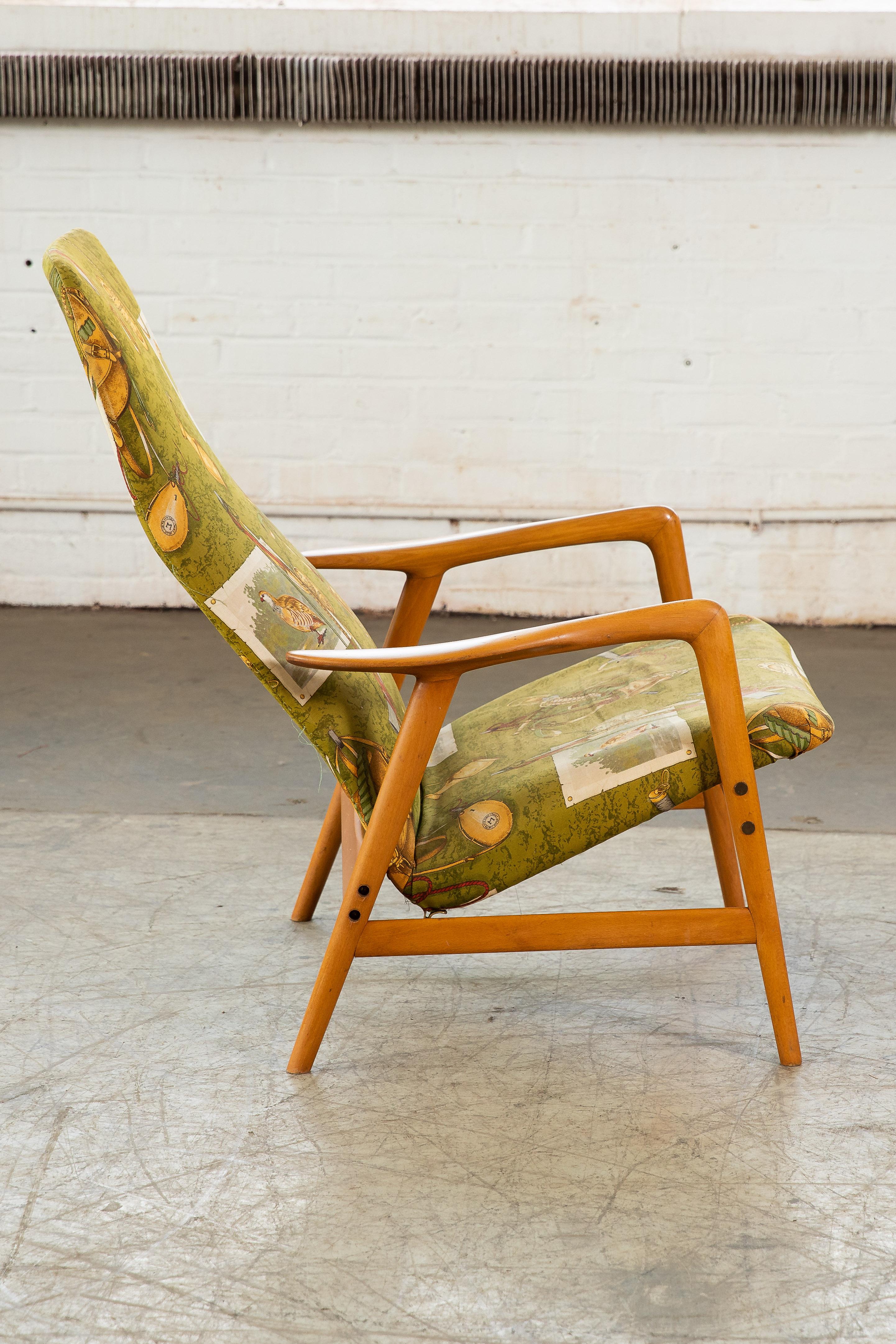 Danish Mid-Century Reclining Highback Lounge Chair Model 4312 by Fritz Hansen In Good Condition In Bridgeport, CT