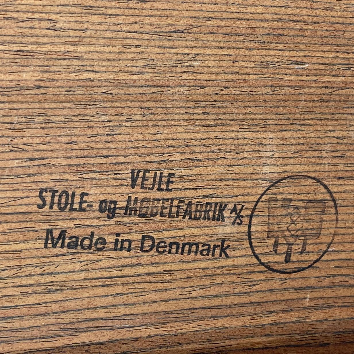 Danish Mid-Century Rectangular Teak Side Table, Vejle Stole og Mobelfabrik For Sale 14