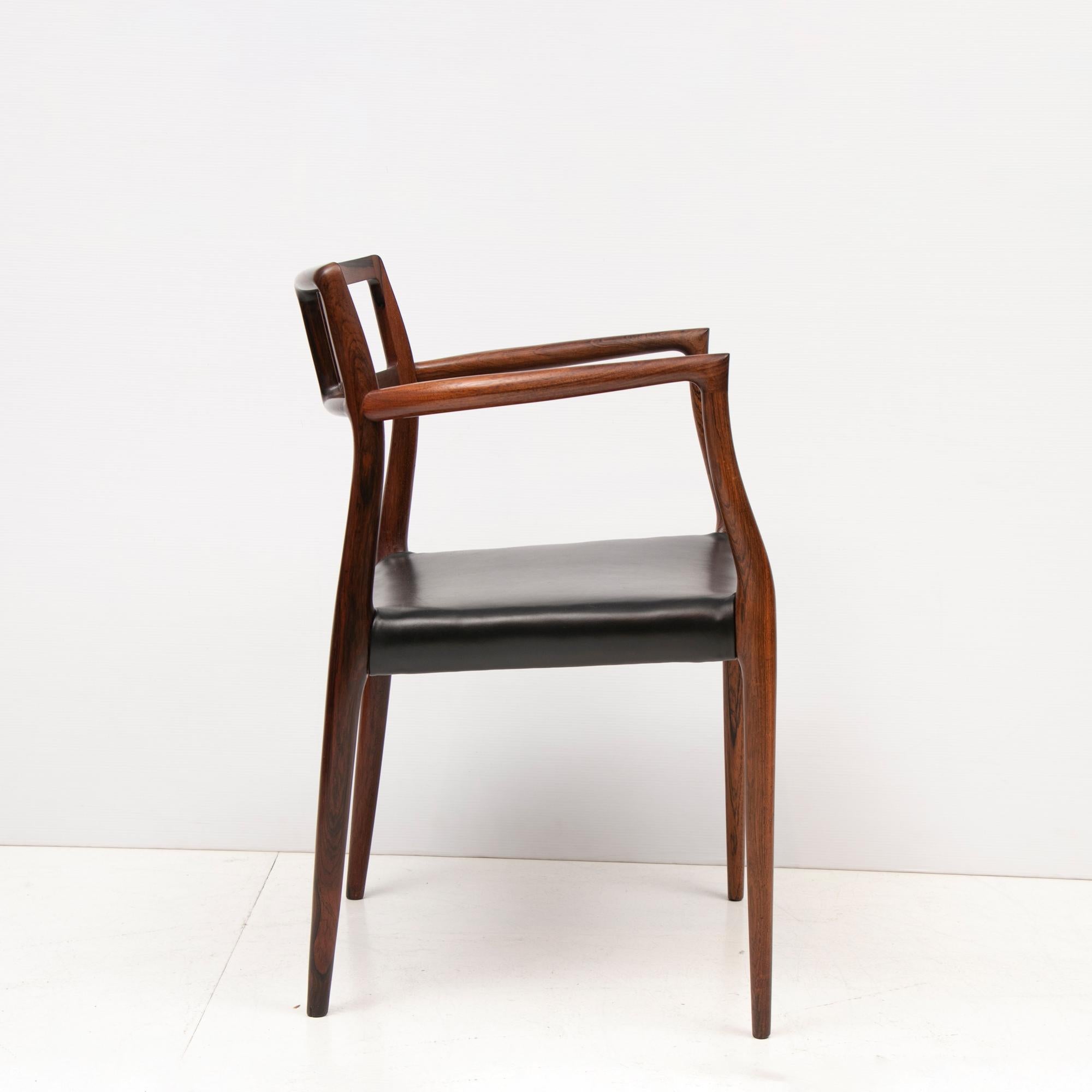 Mid-Century Modern Danish Midcentury Rosewood and Leather Armchair Model 64 by Niels O. Møller For Sale
