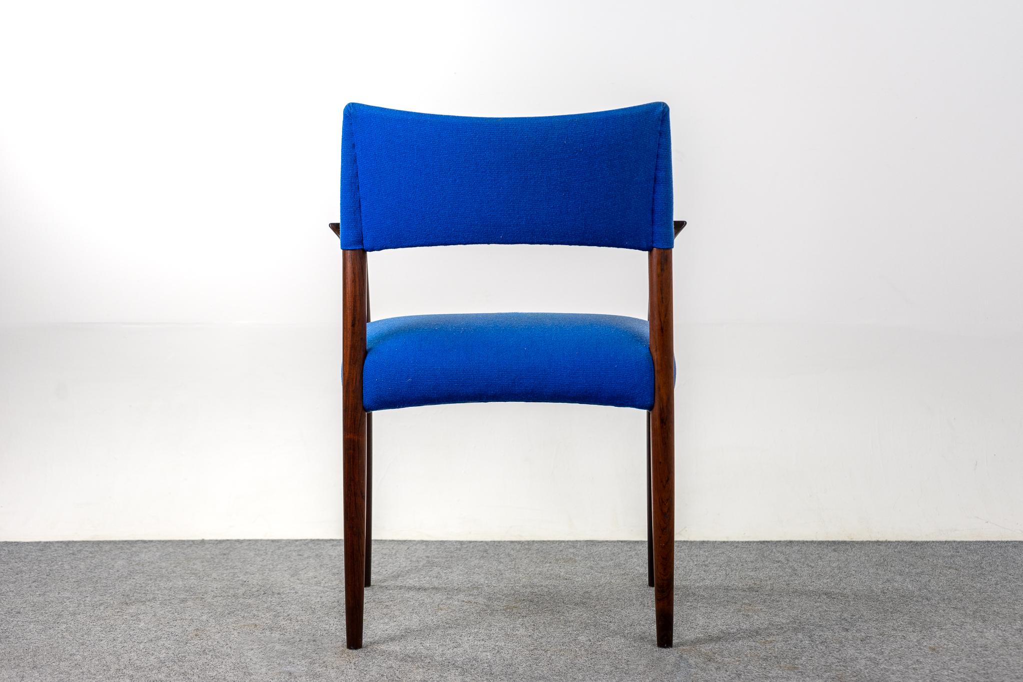 Danish Mid-Century Rosewood Armchair by Villy Schou Andersen For Sale 1
