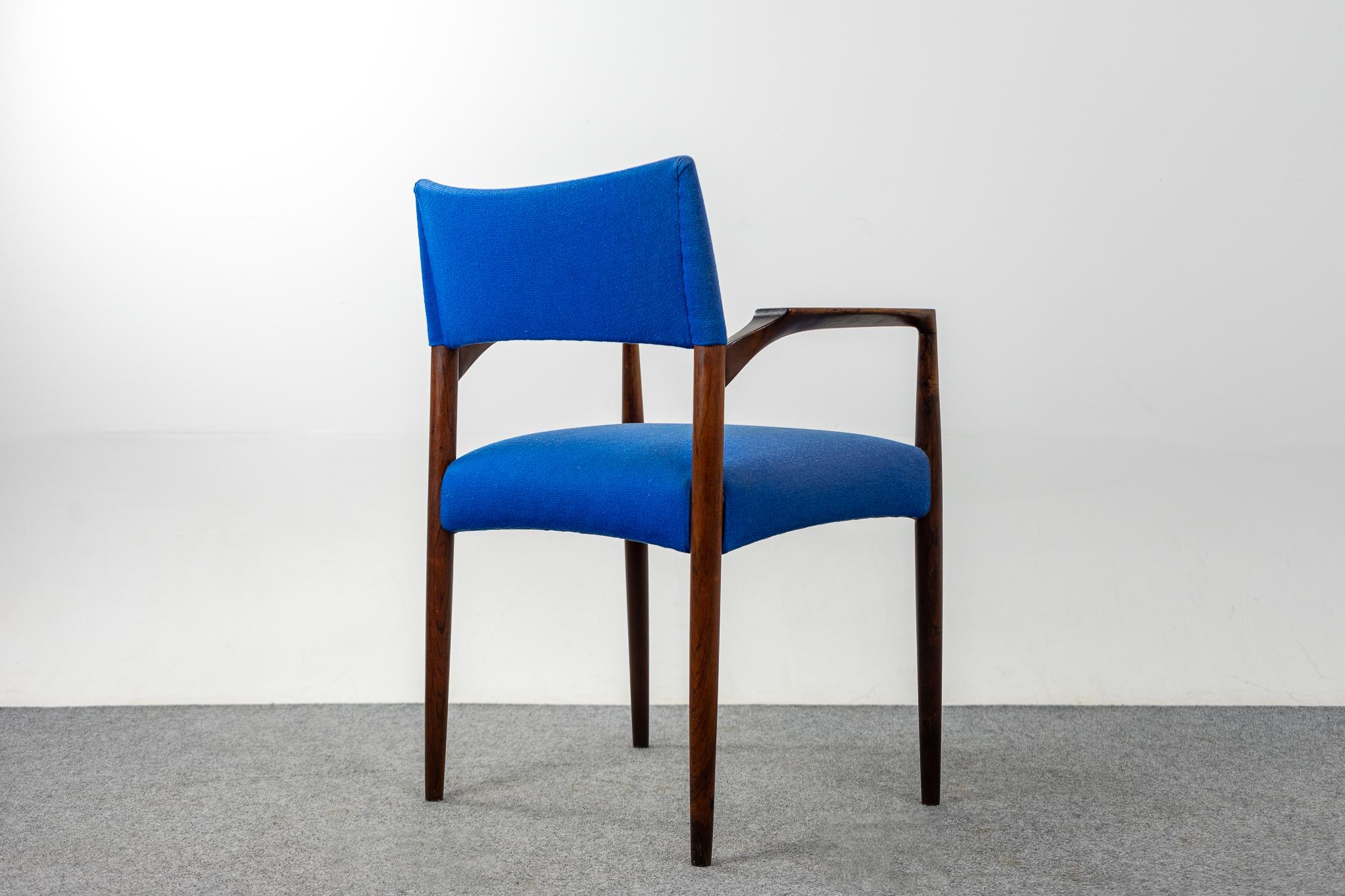 Danish Mid-Century Rosewood Armchair by Villy Schou Andersen For Sale 3