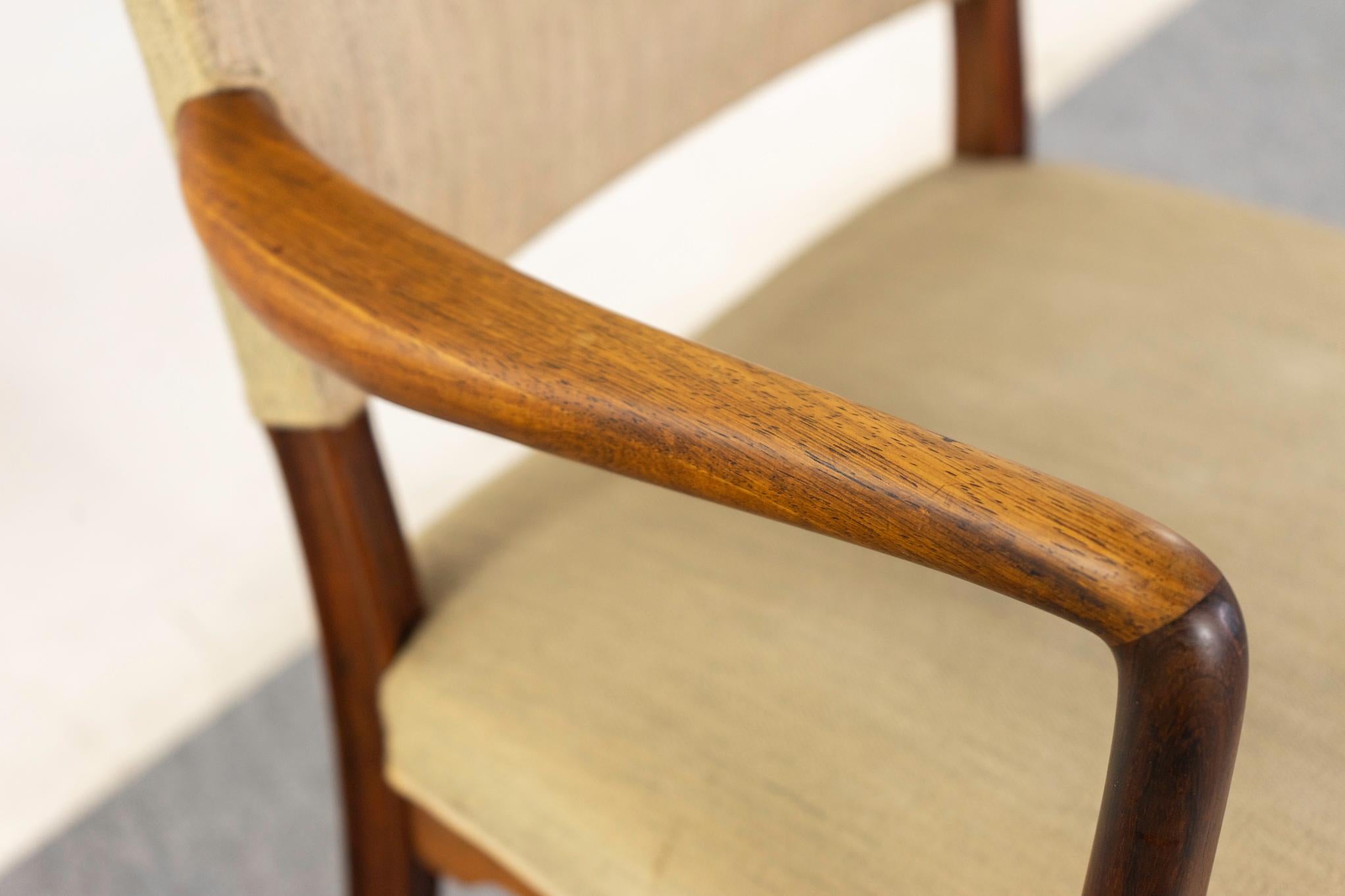 Scandinavo moderno Poltrona danese di metà secolo in palissandro in vendita