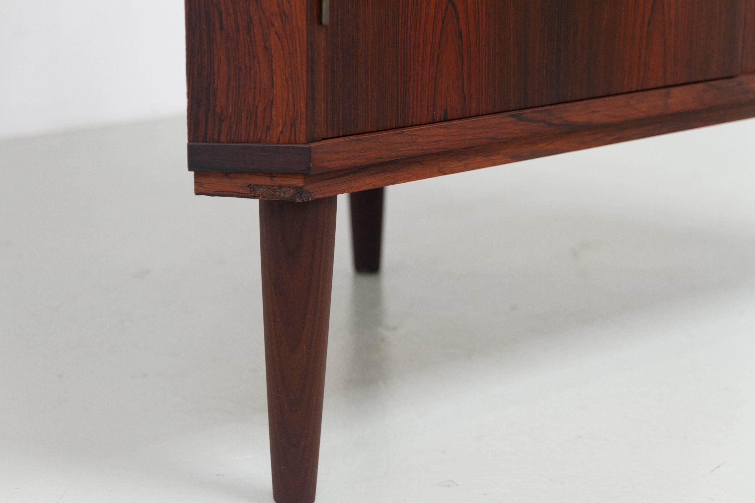 Danish Mid-Century Rosewood Corner Cabinet, 1960s. in vendita 7