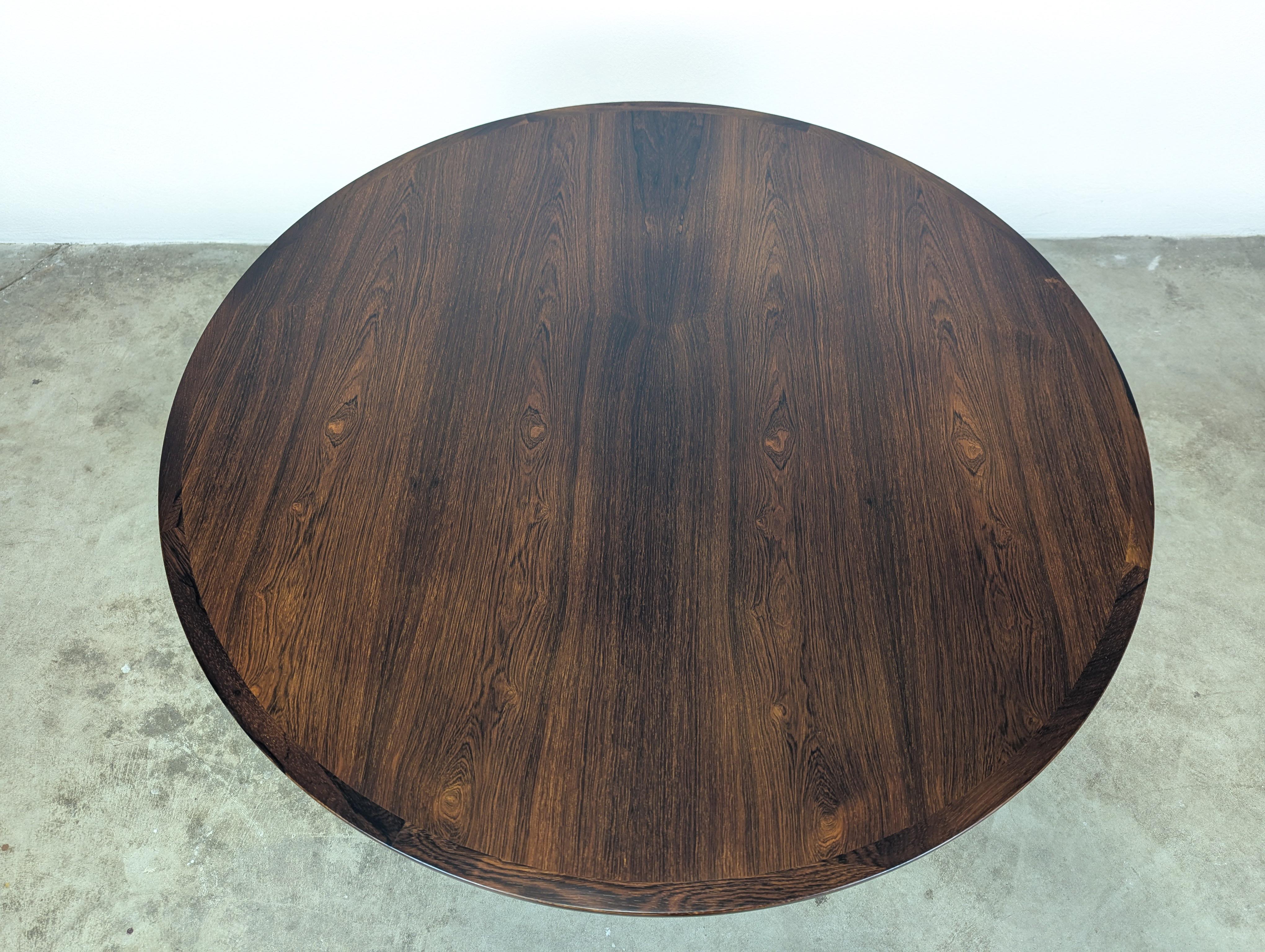 Danish Mid Century Rosewood Flip Flap Circular Dining Table by Dyrlund, c1960s 5