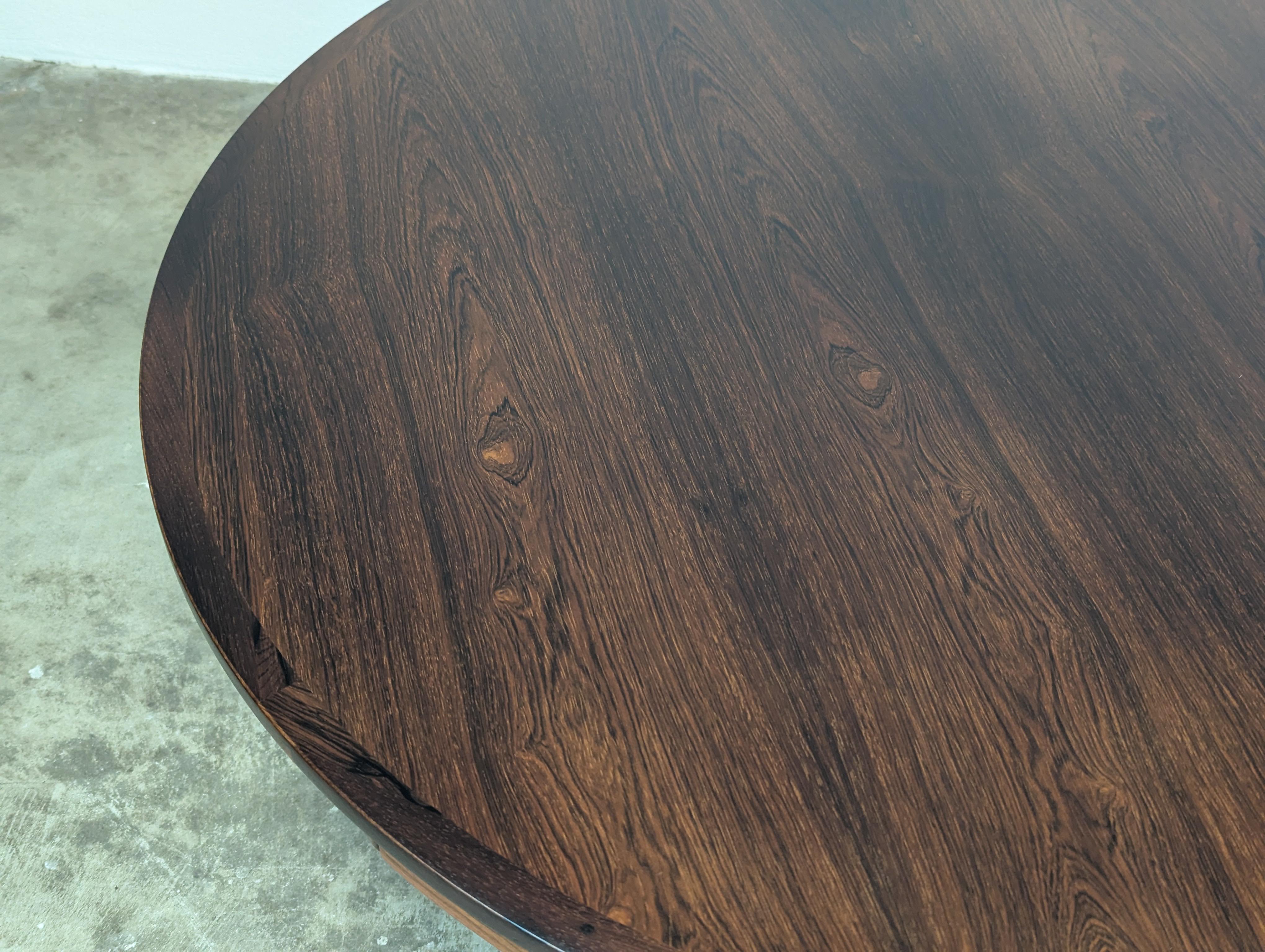 Danish Mid Century Rosewood Flip Flap Circular Dining Table by Dyrlund, c1960s 11