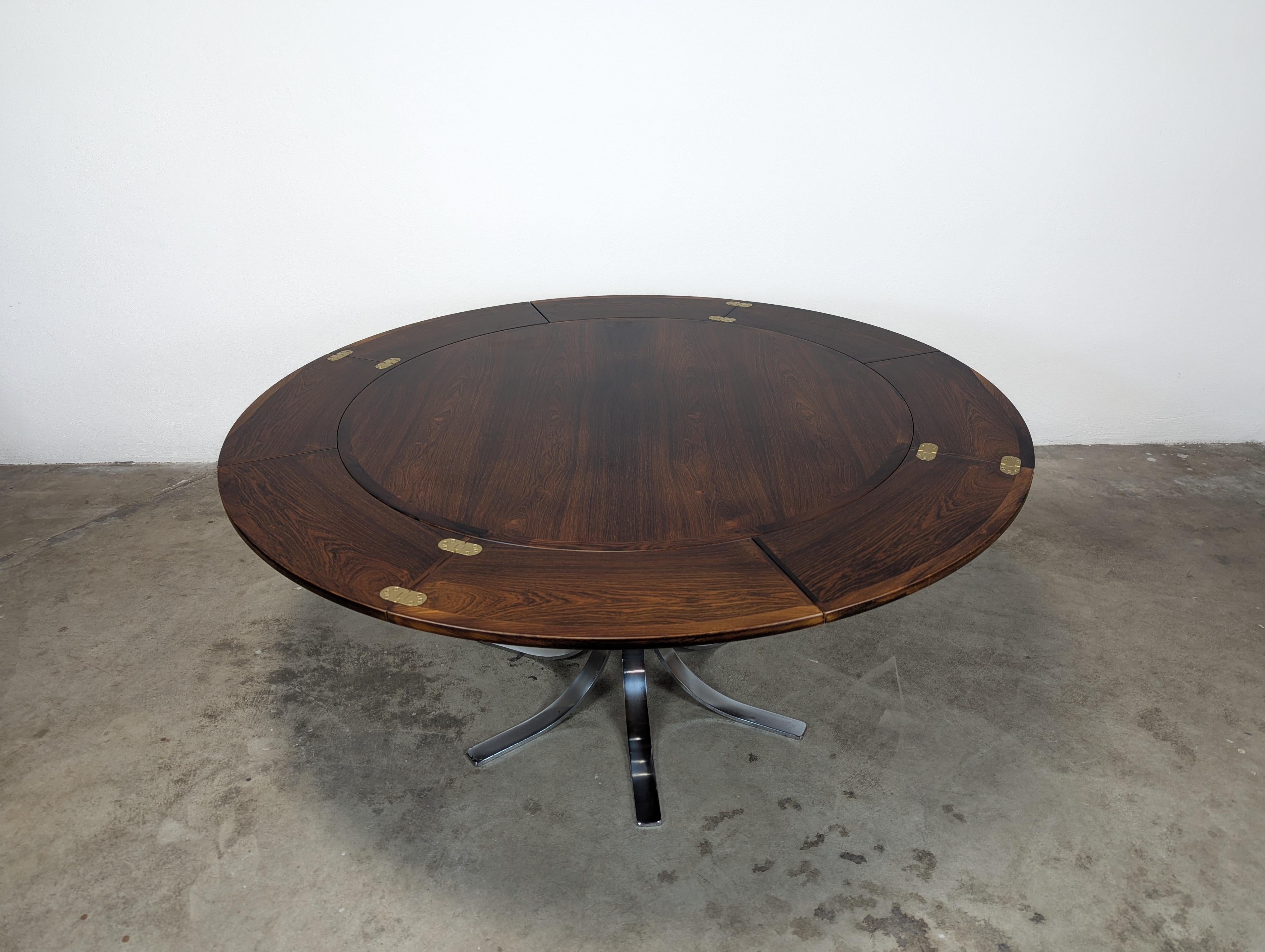 Mid-20th Century Danish Mid Century Rosewood Flip Flap Circular Dining Table by Dyrlund, c1960s