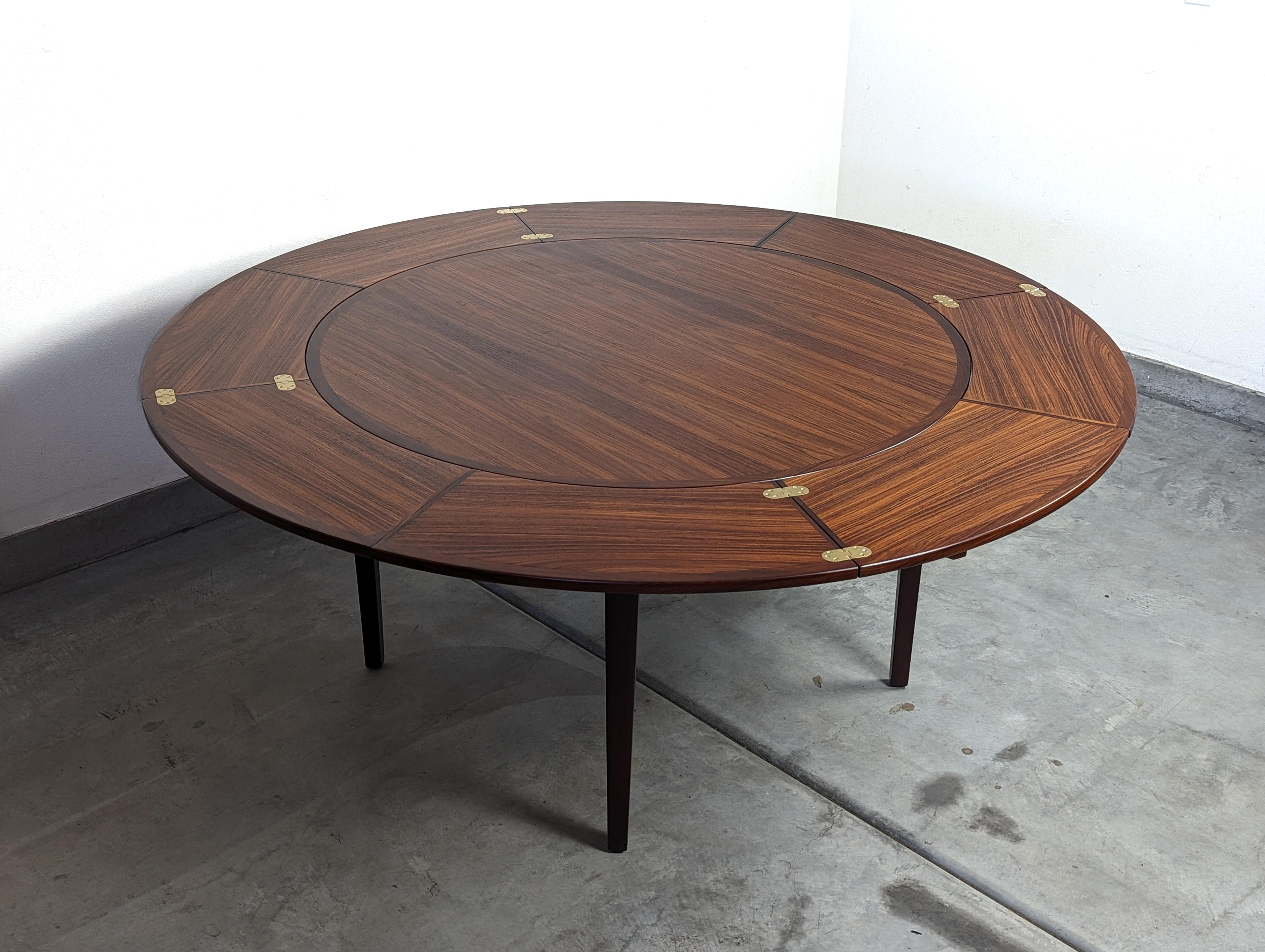 Danish Mid Century Rosewood Flip Flap Circular Dining Table by Dyrlund, c1960s 1