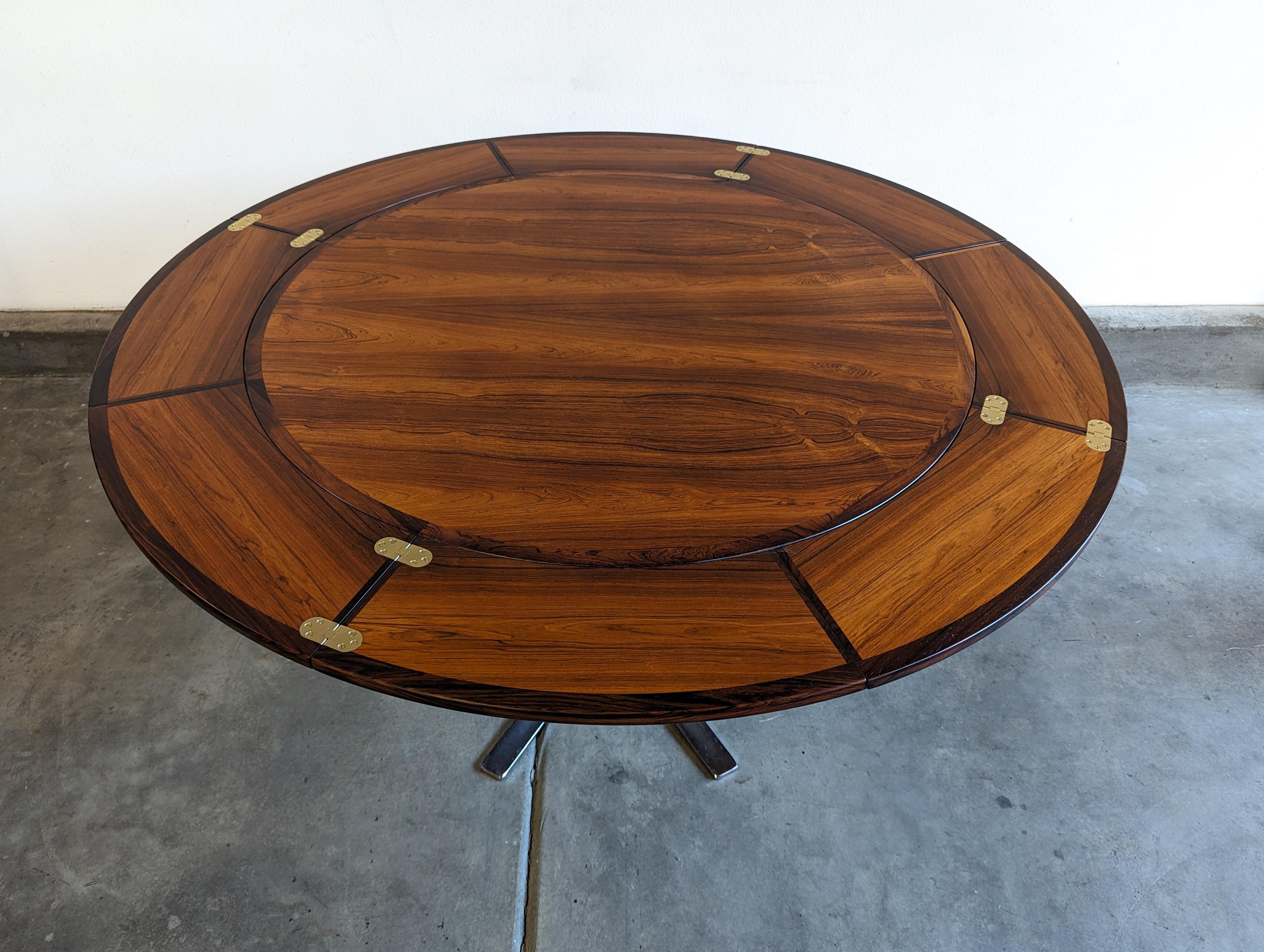 Danish Mid Century Rosewood Flip Flap Circular Dining Table by Dyrlund, c1960s For Sale 1