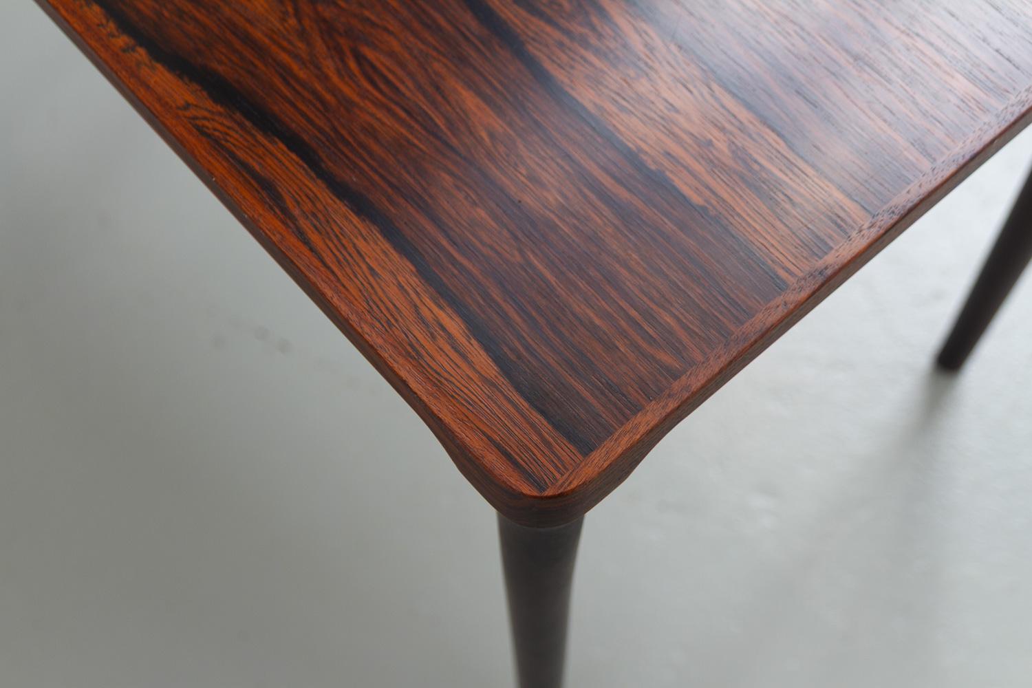 Mesa auxiliar danesa de palisandro de mediados de siglo, años 60. en venta 7