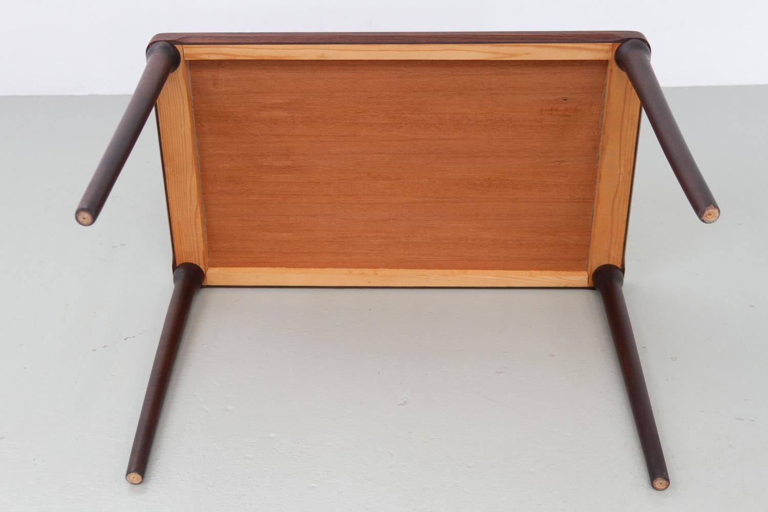 Mesa auxiliar danesa de palisandro de mediados de siglo, años 60. en venta 10