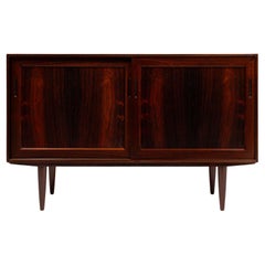 Credenza danese a due ante in palissandro della metà del secolo 1960