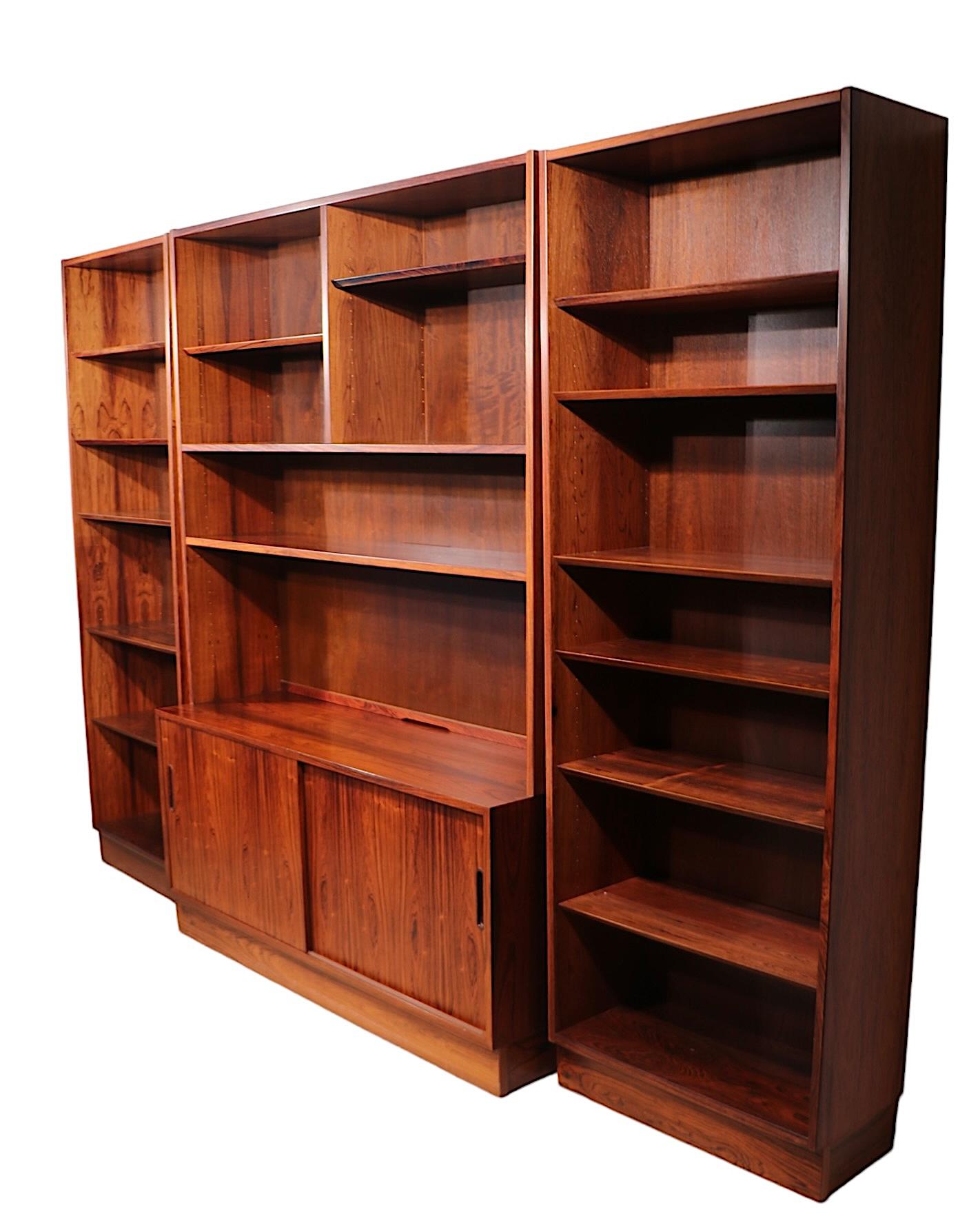 Danish Mid Century Rosewood  Wall Unit by Poul Hundevad c 1960's  In Good Condition For Sale In New York, NY