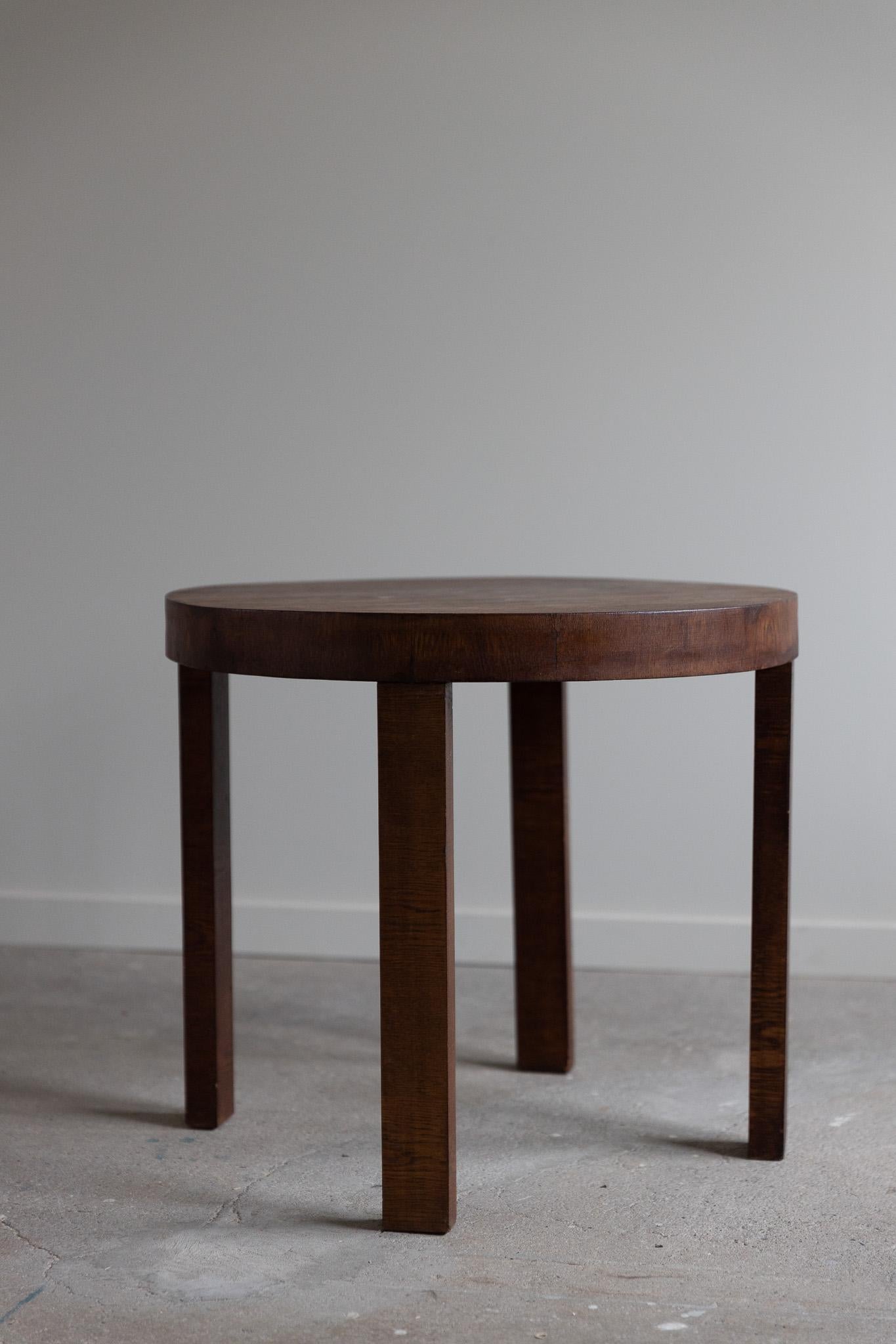 Danish Mid Century, Round Side Table in Oak, 1950s In Good Condition In Odense, DK