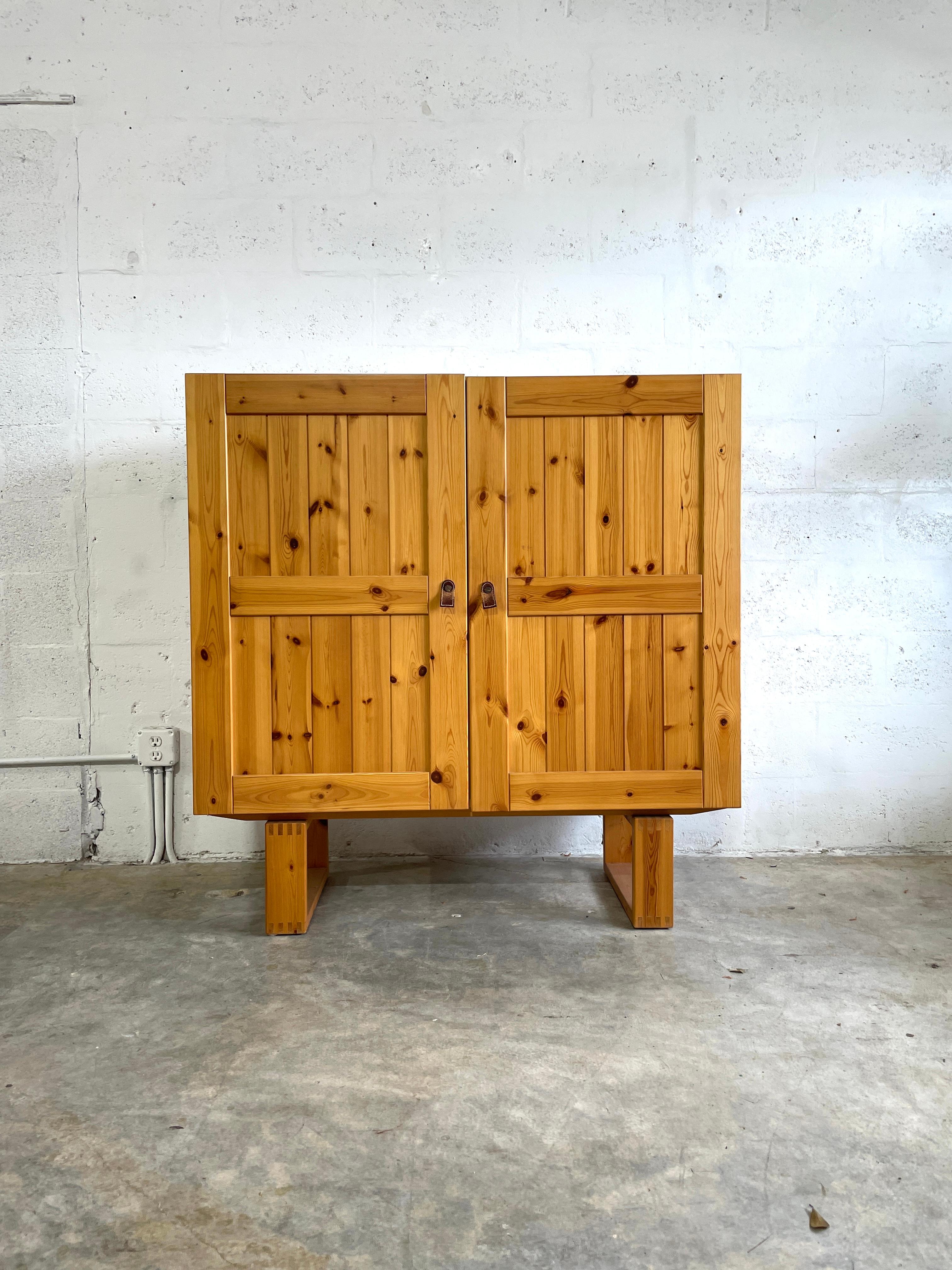 Danish Mid-Century Rustic Tall Bar Cabinet or Sideboard Pine For Sale 7