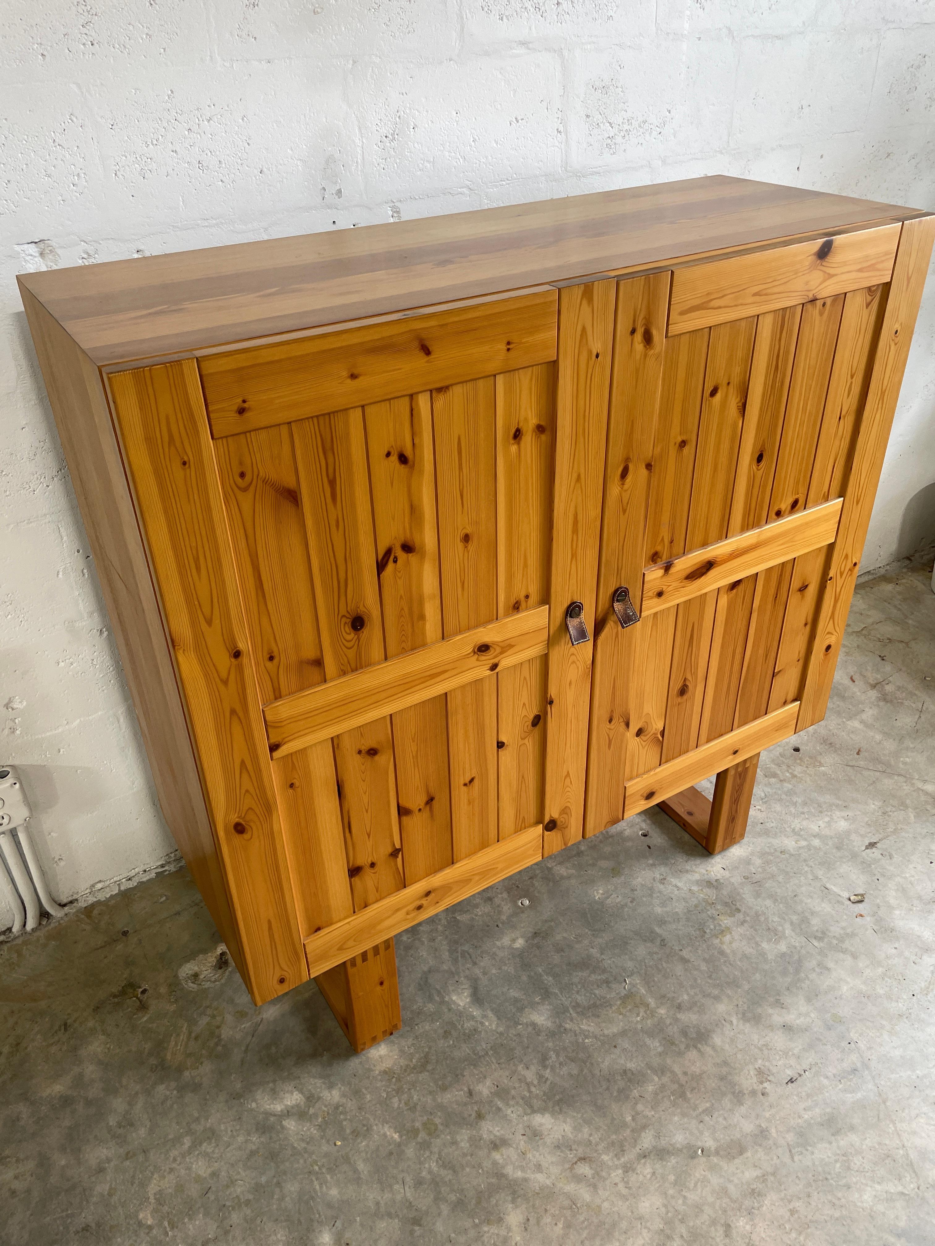 Danish Mid-Century Rustic Tall Bar Cabinet or Sideboard Pine For Sale 9