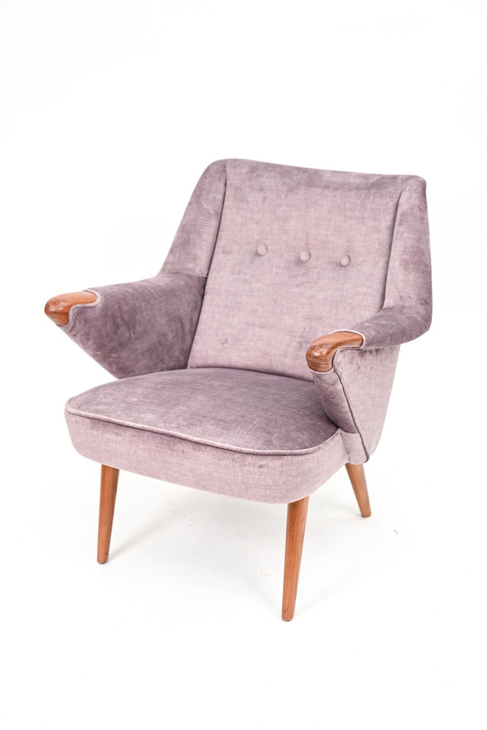 Mid-Century Modern Danish Mid-Century Sculptural Teak Lounge Chair