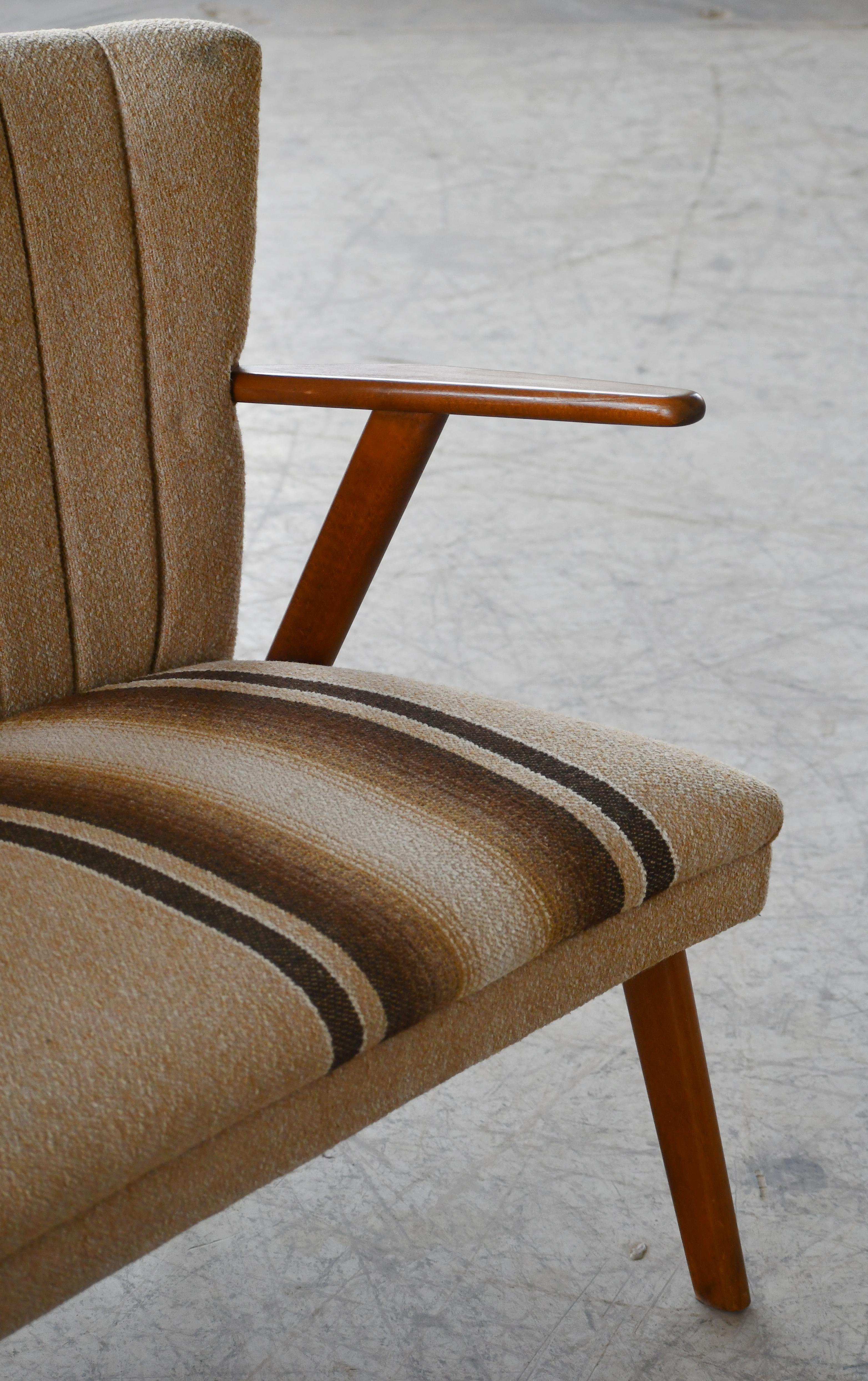 Sofá o loveseat danés de mediados de siglo al estilo de Kurt Olsen, años 50 Lana en venta