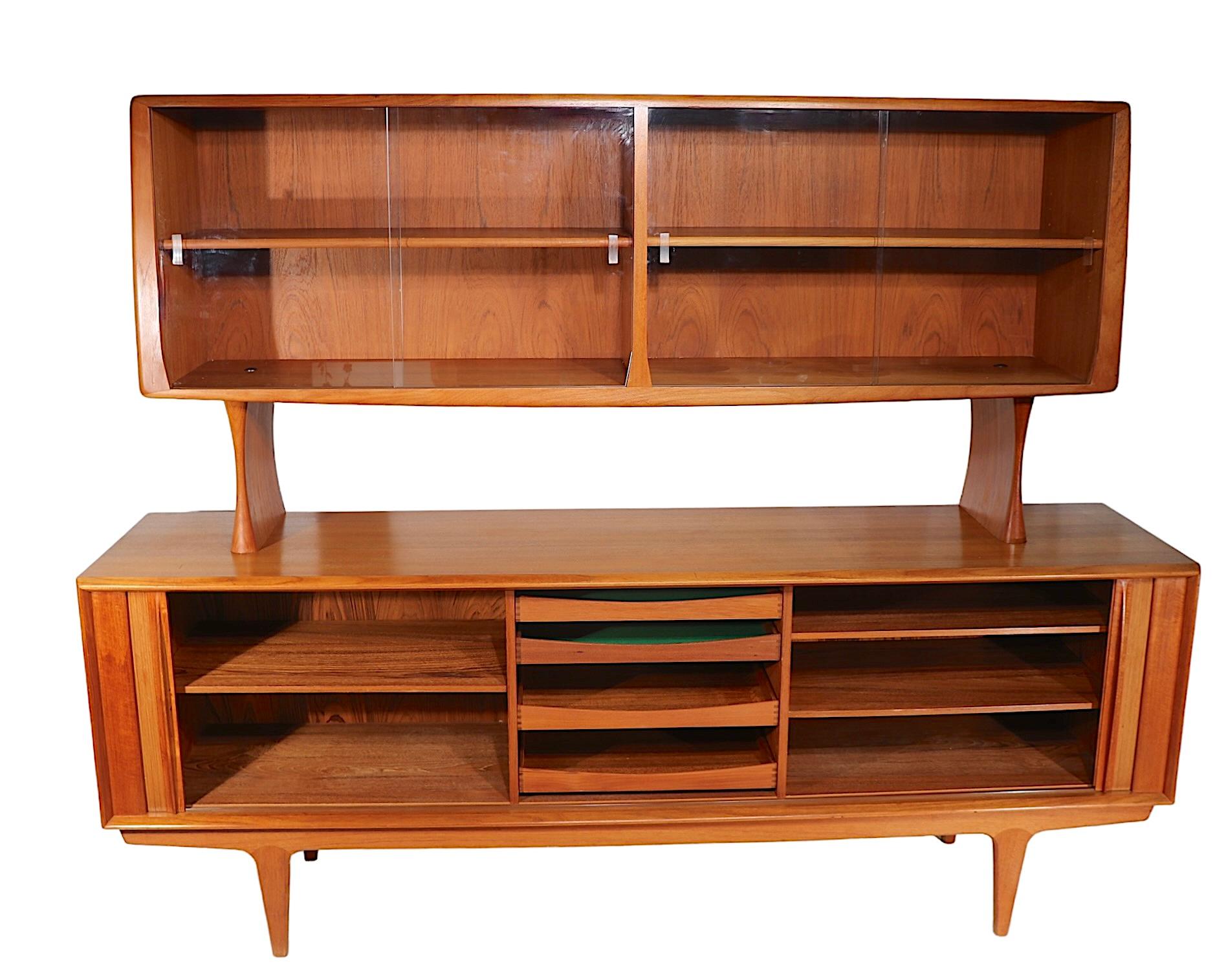 Danish Mid Century Showcase Sideboard Credenza by Bernard Pedersen Model 142  For Sale 13