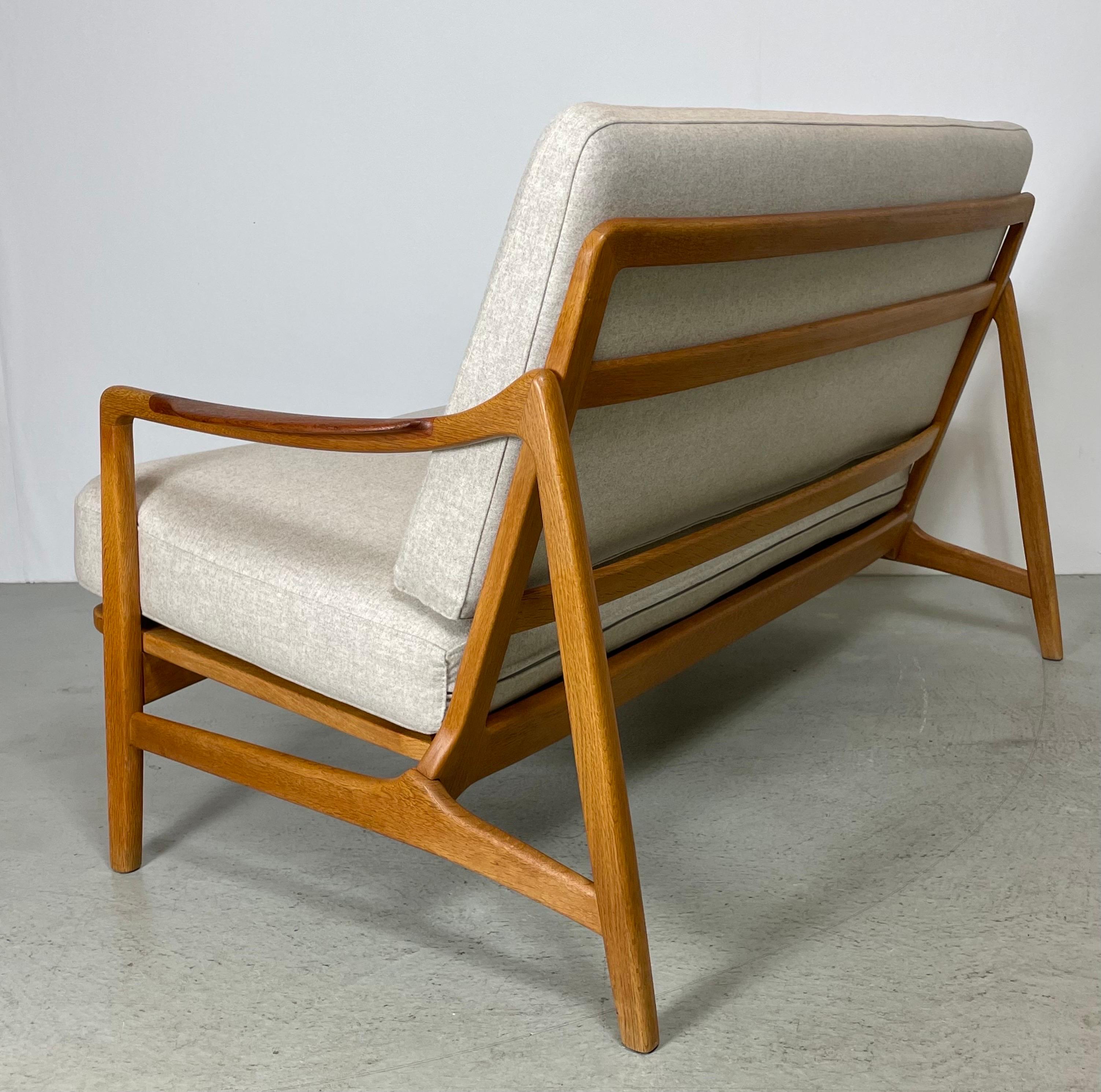  Dänisches Sofa der Jahrhundertmitte von Tove & Edward Kindt-Larsen, Dänemark 1950er Jahre im Angebot 9