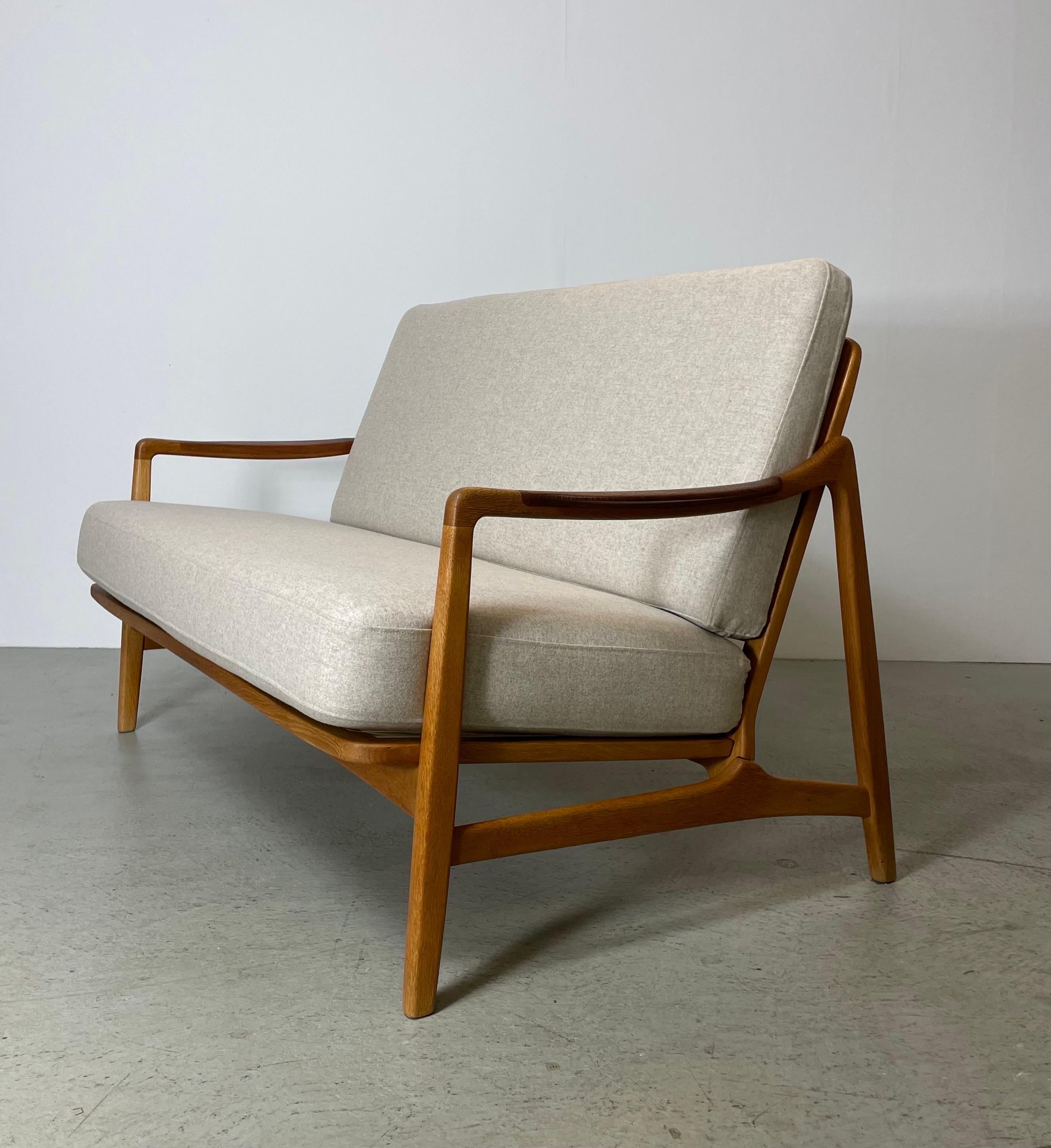  Dänisches Sofa der Jahrhundertmitte von Tove & Edward Kindt-Larsen, Dänemark 1950er Jahre (Moderne der Mitte des Jahrhunderts) im Angebot