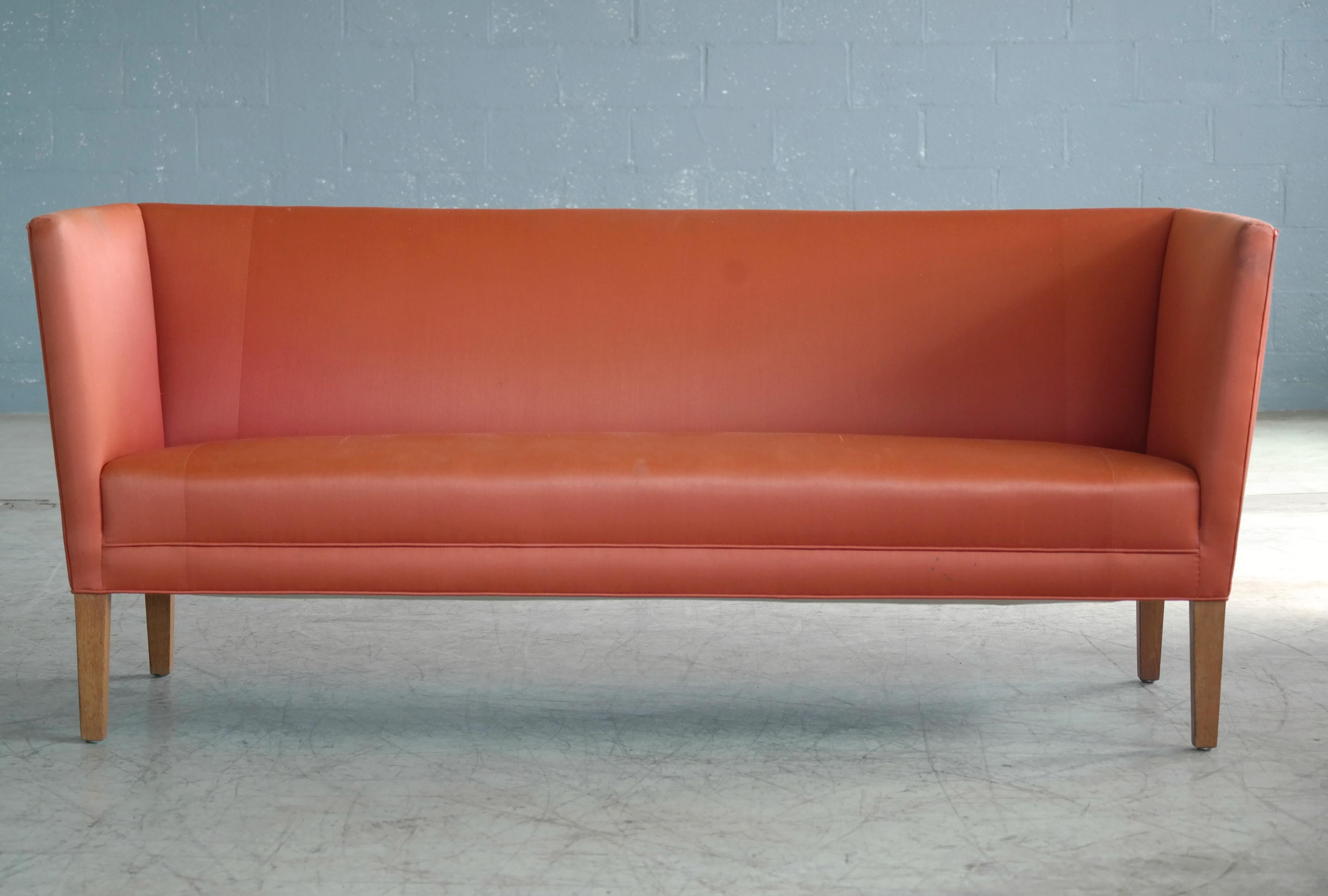 Danish Midcentury Sofa Model JH 180 by Grete Jalk for Johannes Hansen In Good Condition In Bridgeport, CT