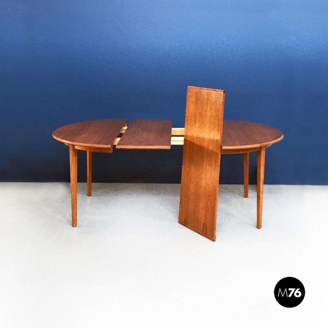 Mid-20th Century Danish Midcentury Solid Blond Teak Adjustable Dining Table, 1960s