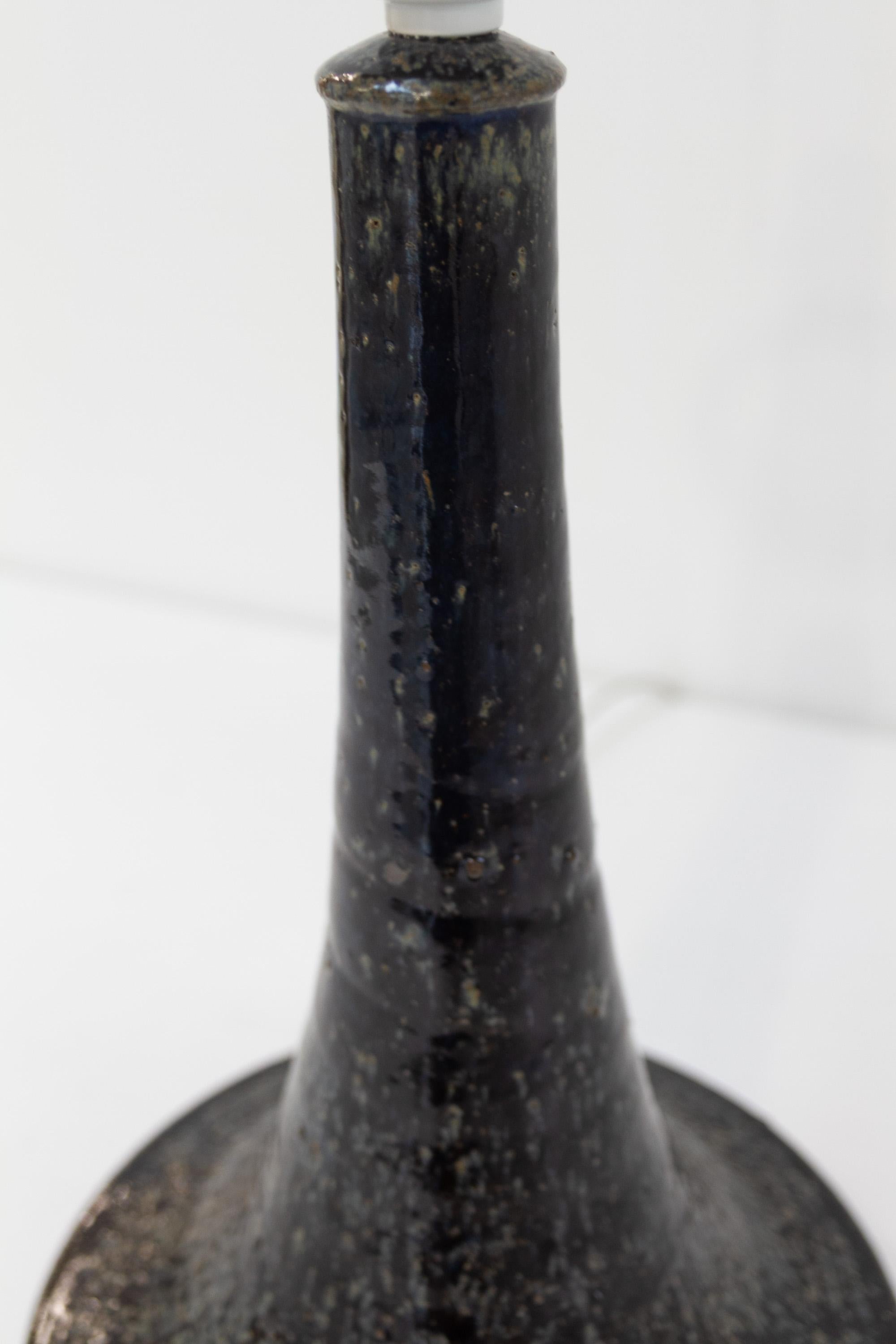 Lampe de table danoise en grès du milieu du siècle par Frank Tromborg pour Axella, années 1960. en vente 4