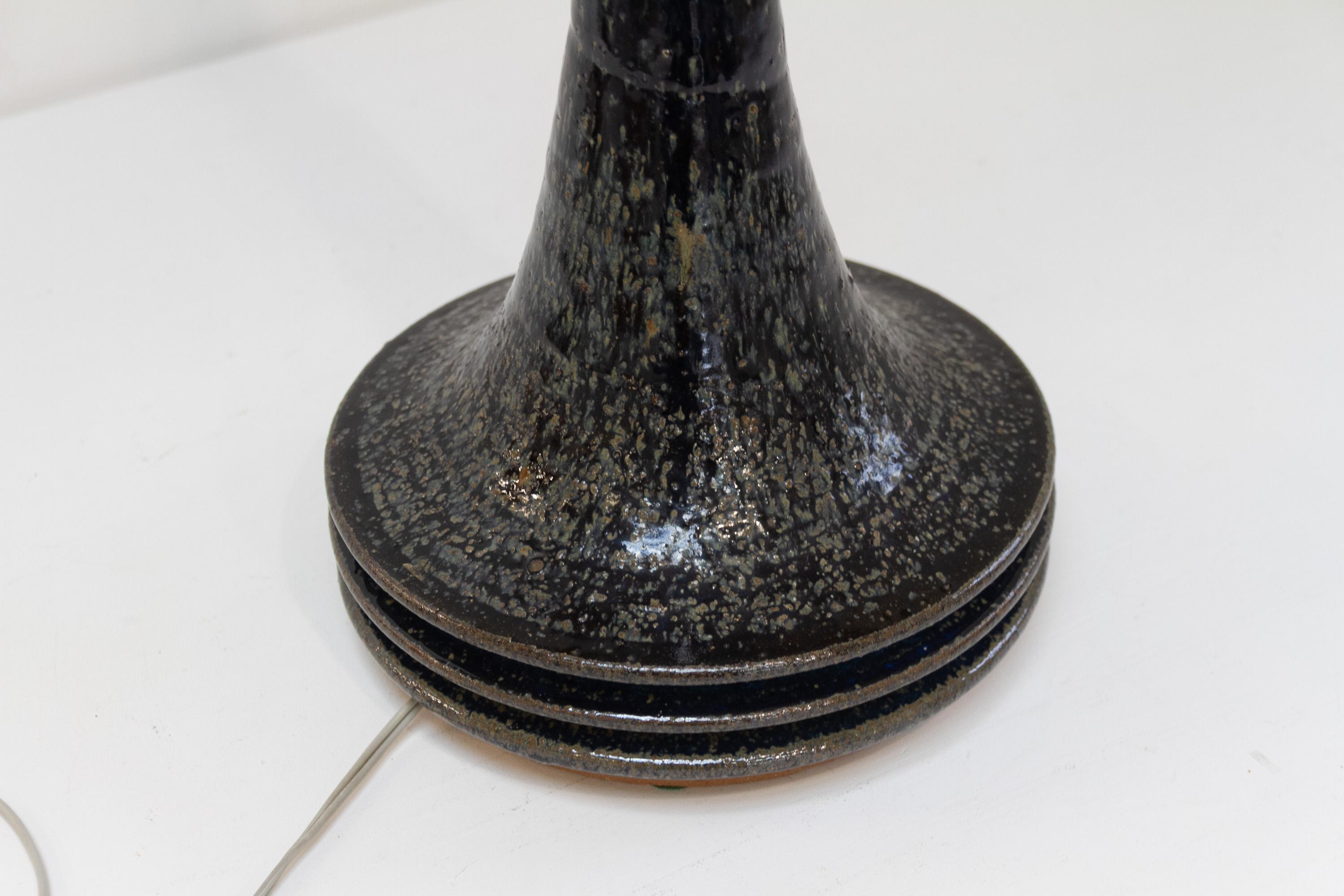 Lampe de table danoise en grès du milieu du siècle par Frank Tromborg pour Axella, années 1960. en vente 11