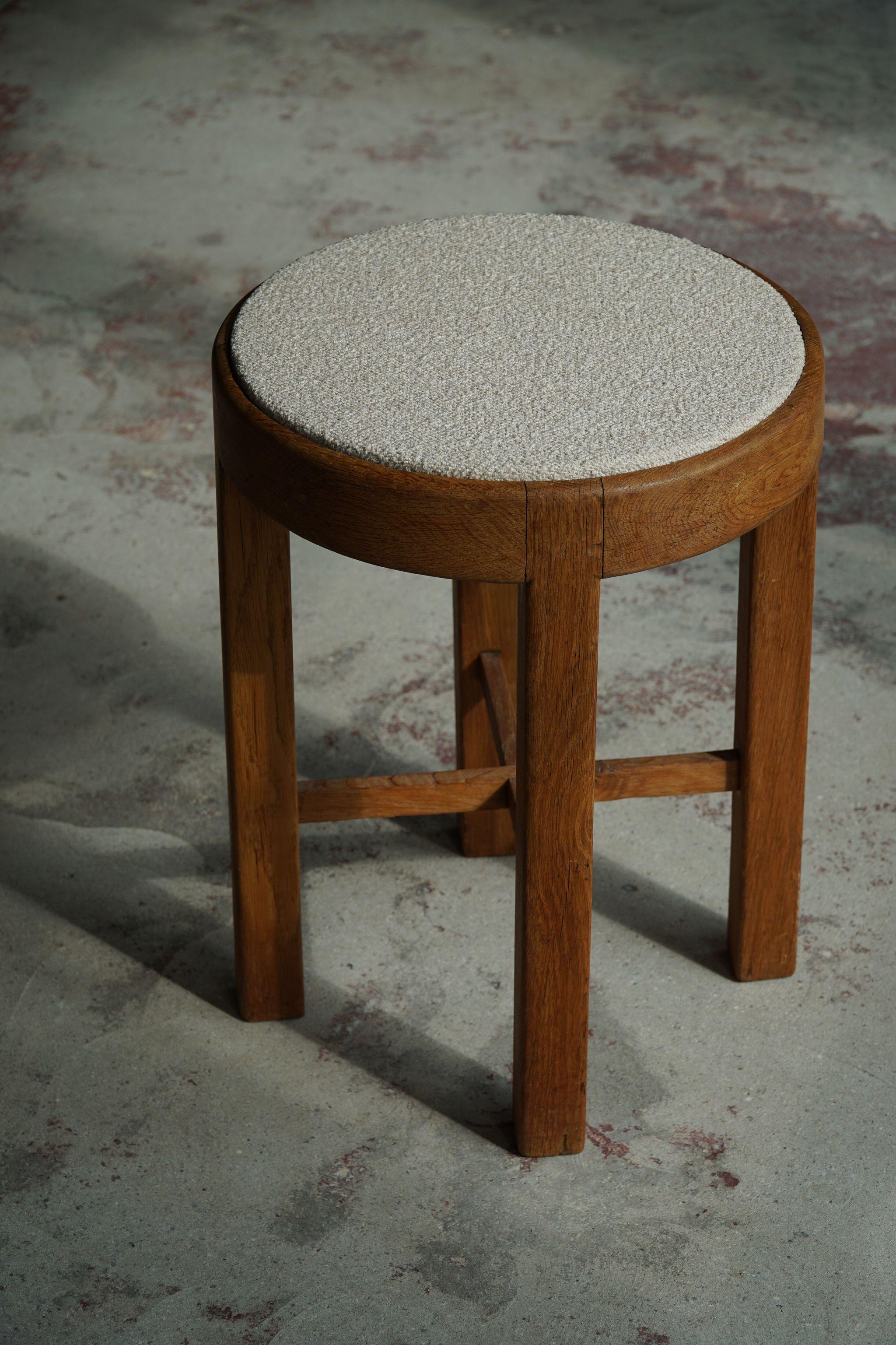Danish Mid Century Stool in Oak and Reupholstered in Bouclé Wool, ca 1950s For Sale 3