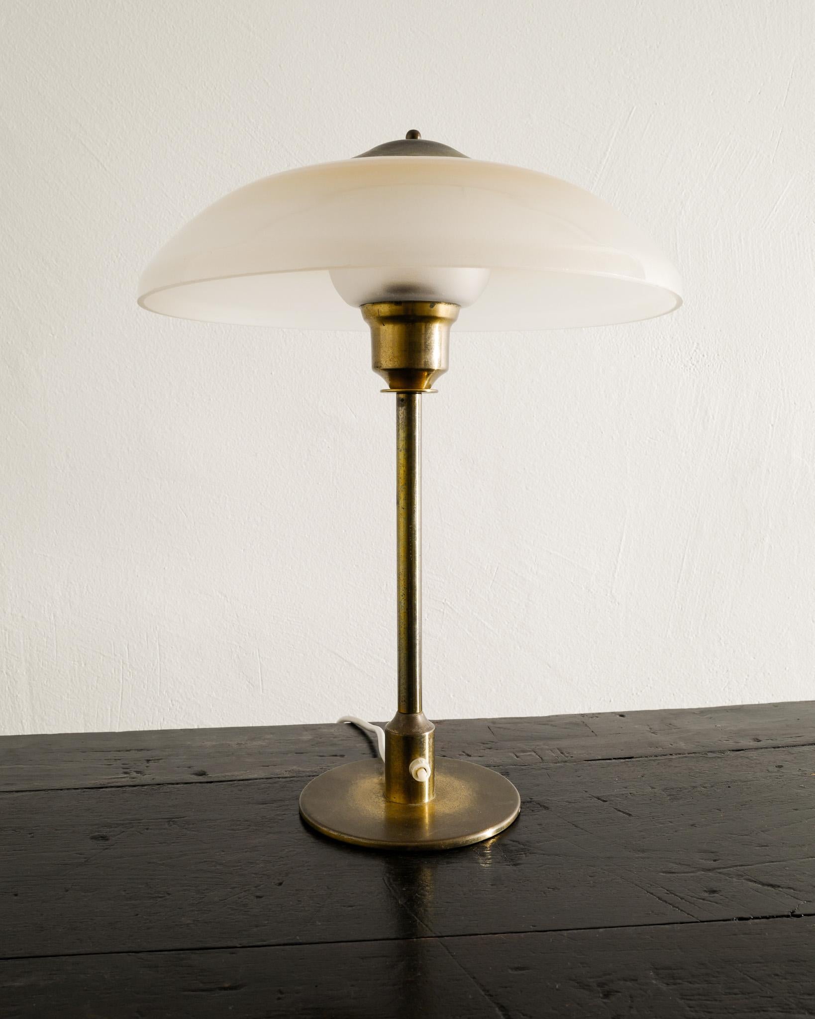 Danish Mid Century Table Desk Lamp in Brass & Glass by Fog & Mørup Denmark 1950s In Good Condition For Sale In Stockholm, SE