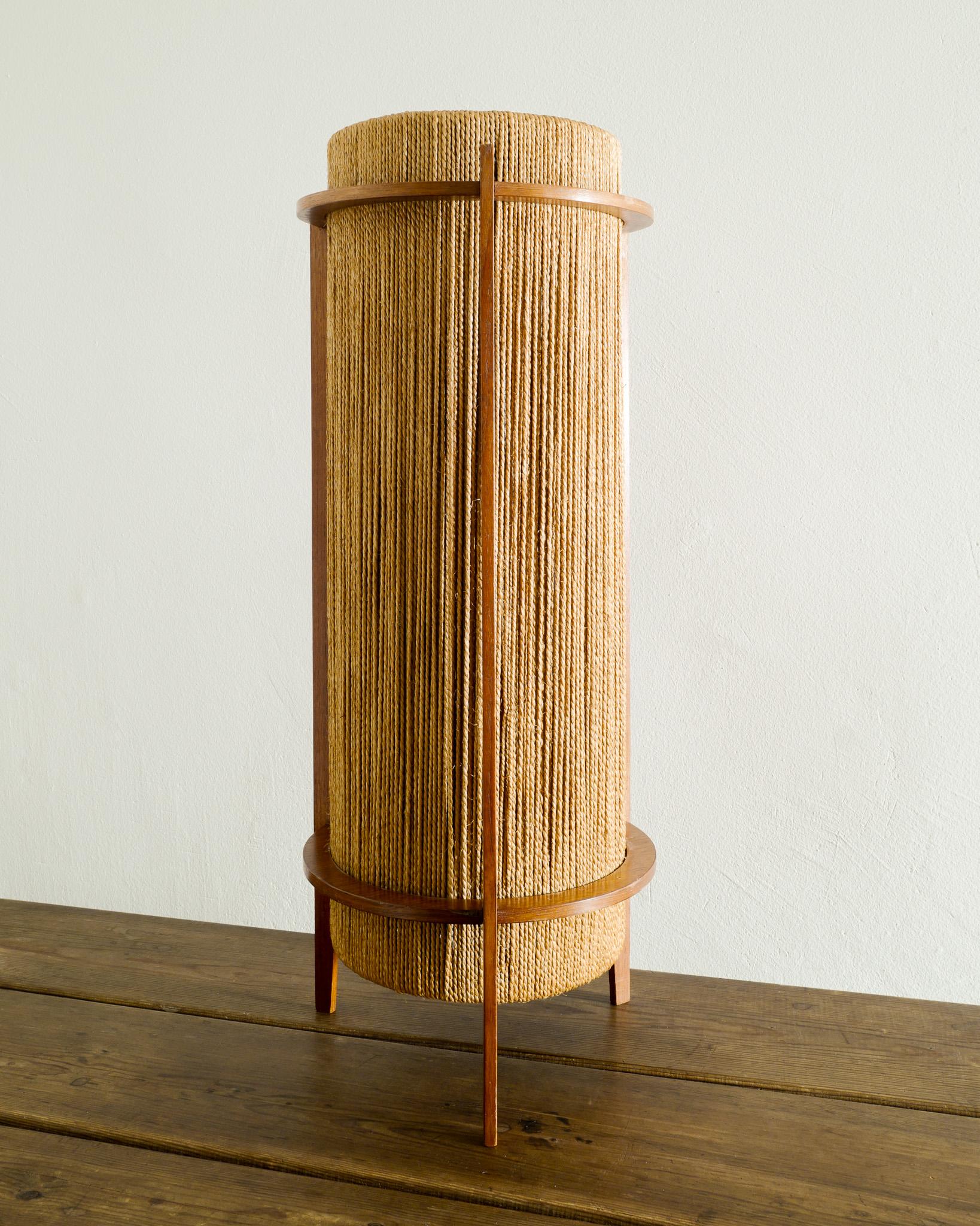 Mid-20th Century Danish Mid Century Table / Floor Lamp in Teak Wood & Hemp by Ib Fabiansen 1950s 