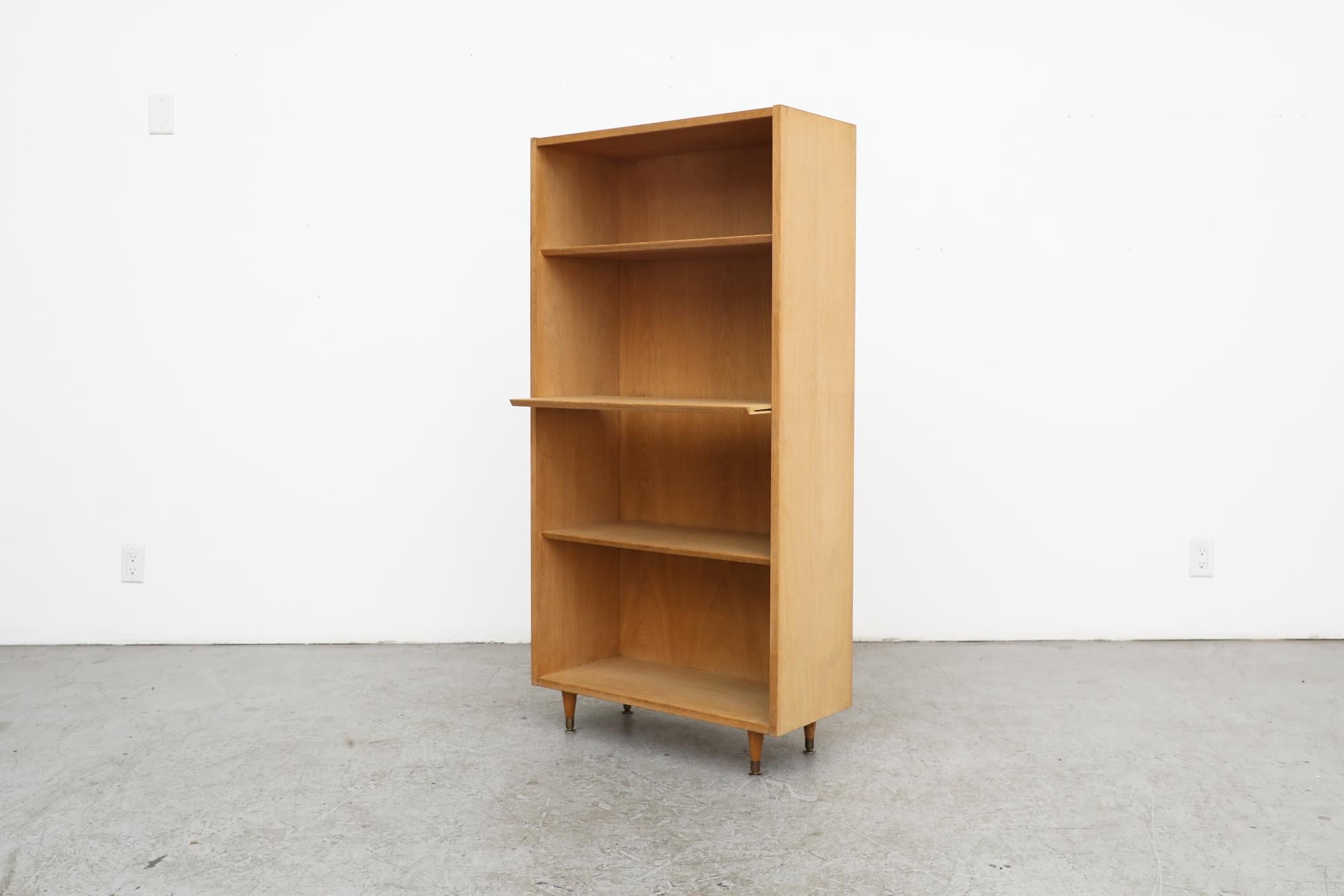 Danish Mid-Century Tall Standing Oak Bookcase In Good Condition In Los Angeles, CA