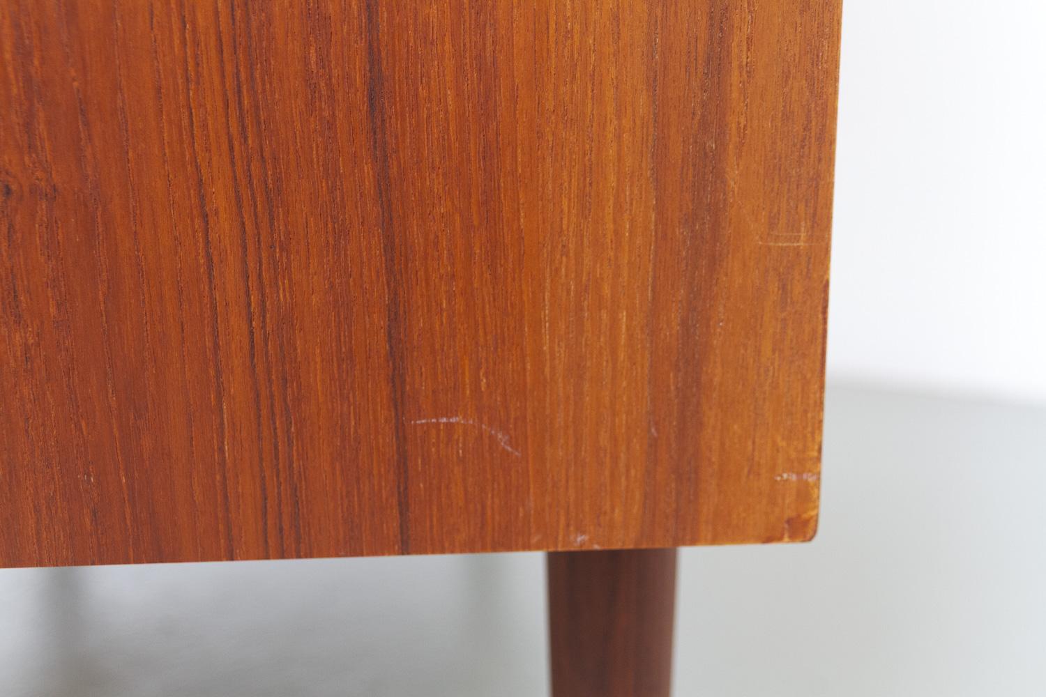 Danish Mid-Century Tall Teak Dresser, 1960s. For Sale 12