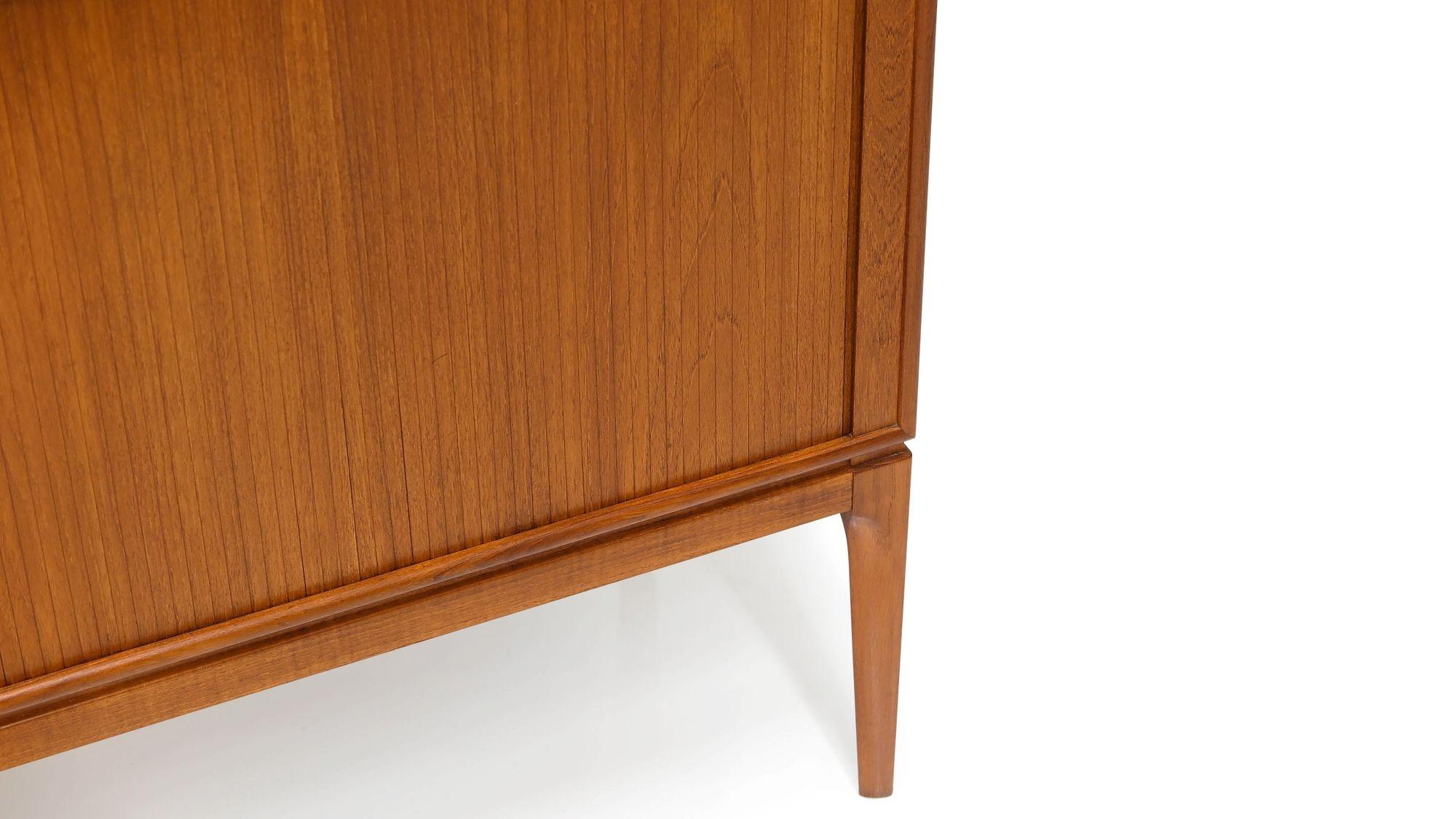 Danish Mid-century Tambour Door Teak Credenza In Excellent Condition For Sale In Oakland, CA